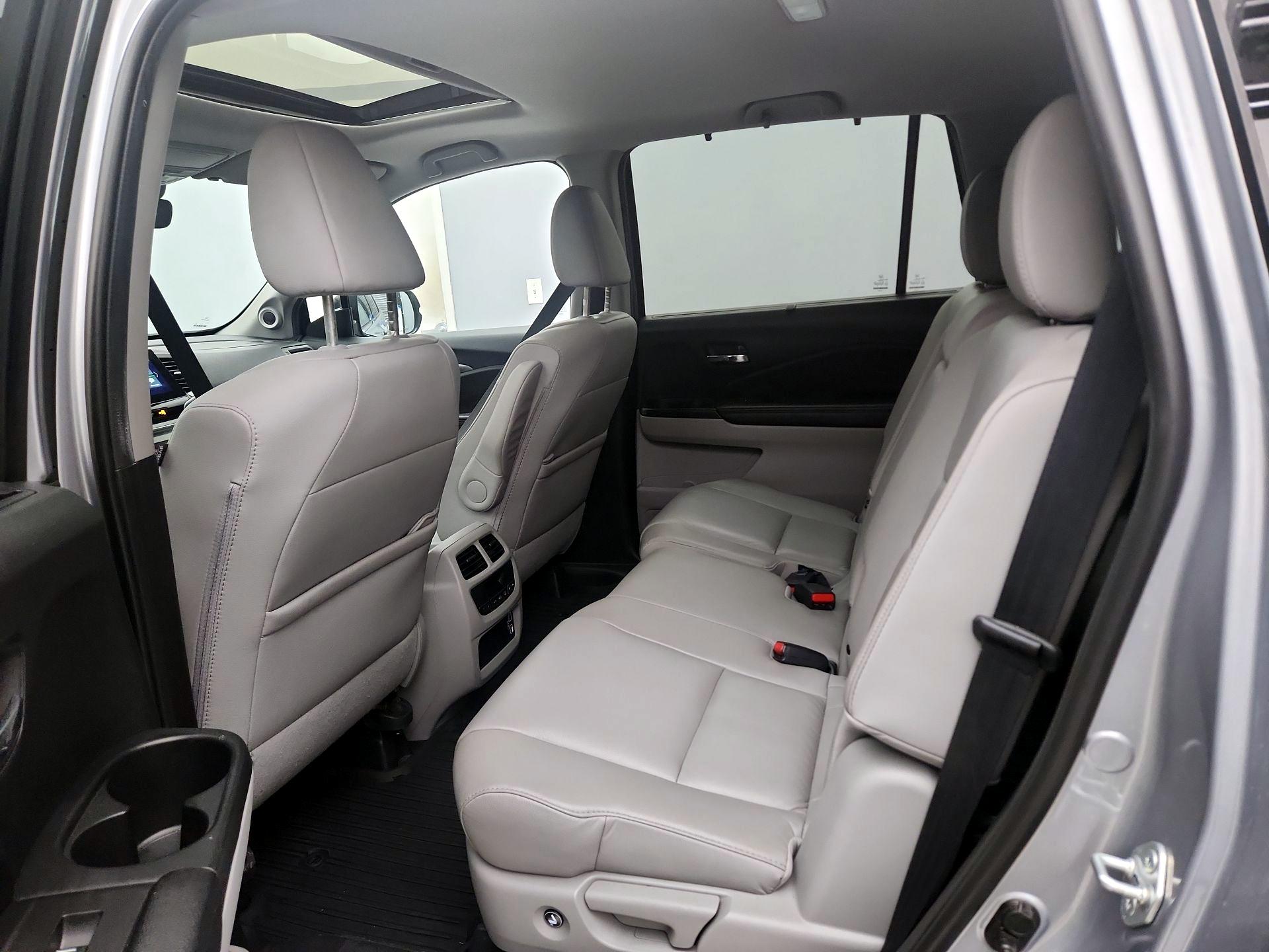 Thumbnail: 2022 Honda Pilot - 20