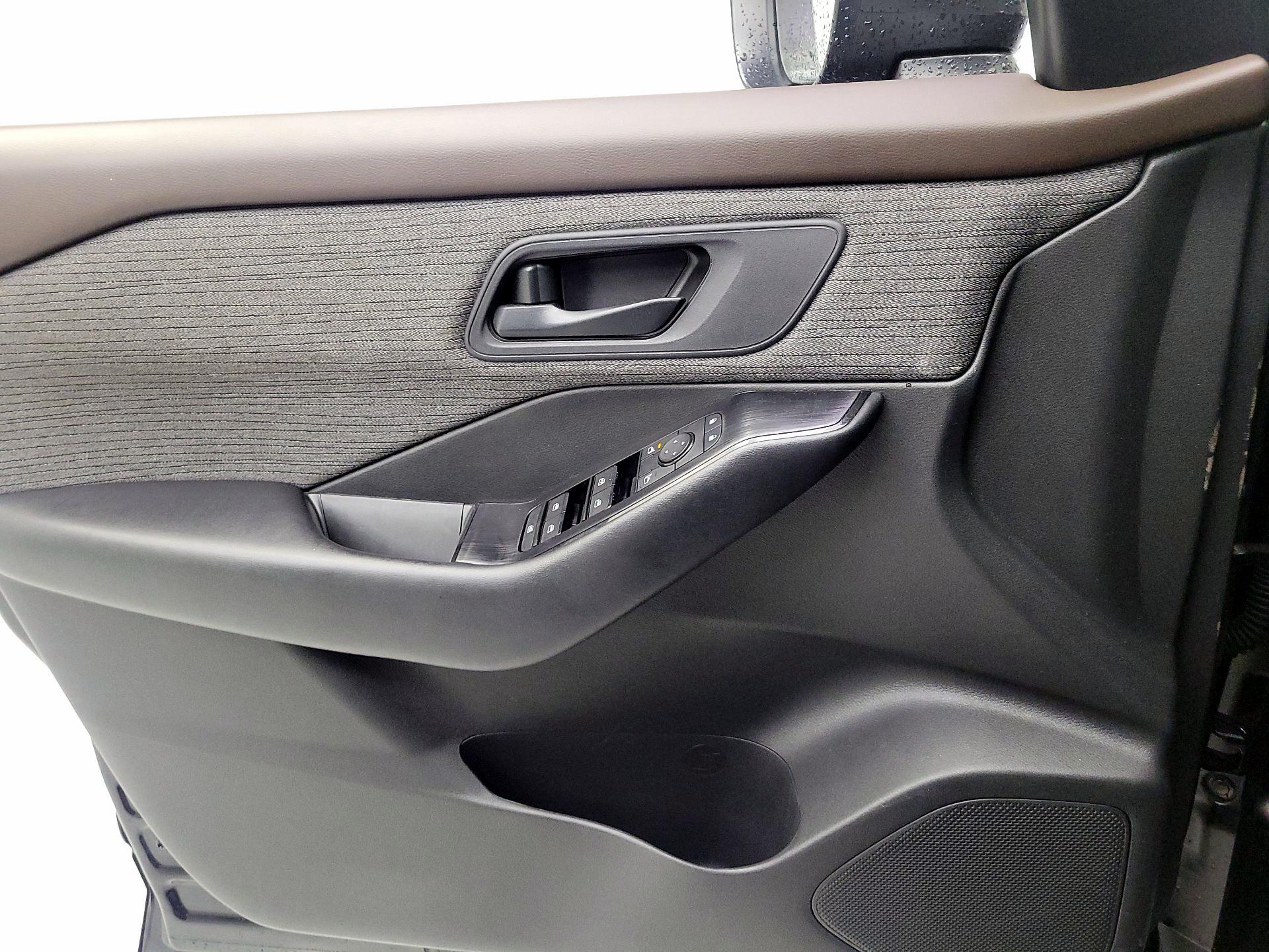 Thumbnail: 2023 Nissan Rogue - 10