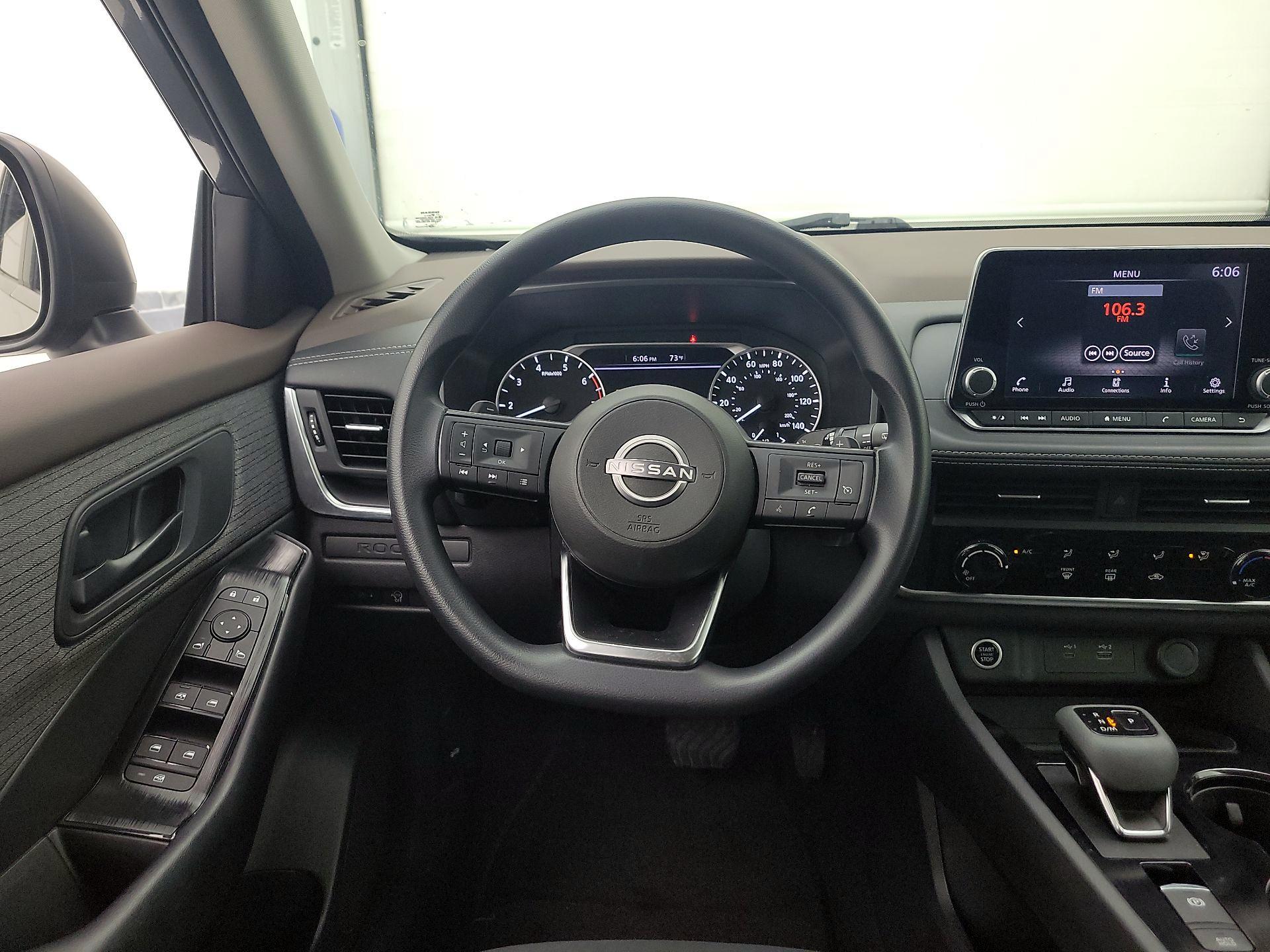 Thumbnail: 2023 Nissan Rogue - 10