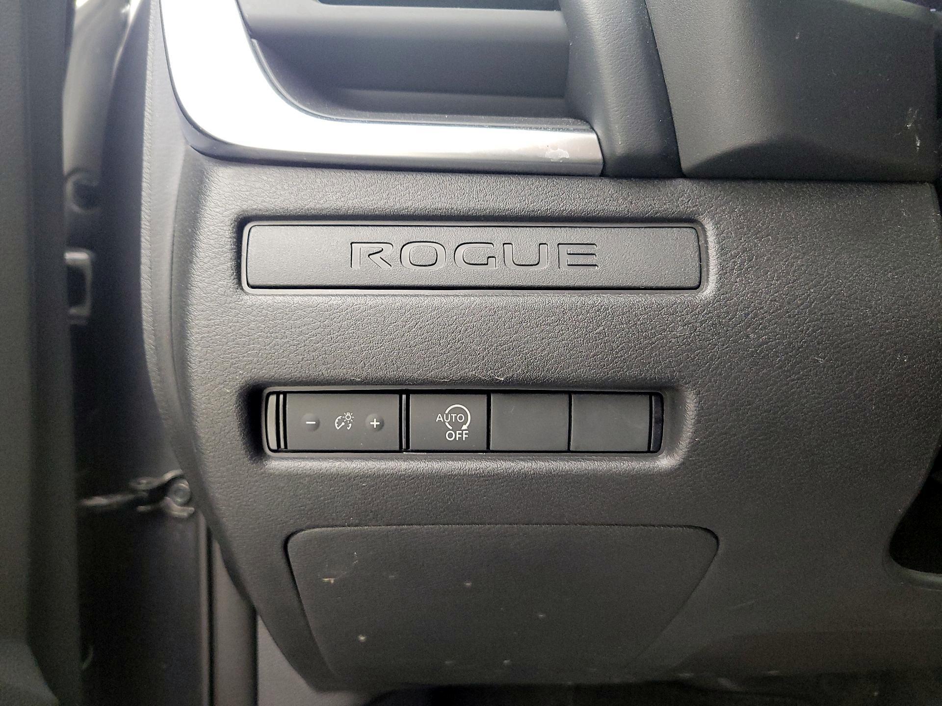 Thumbnail: 2023 Nissan Rogue - 13