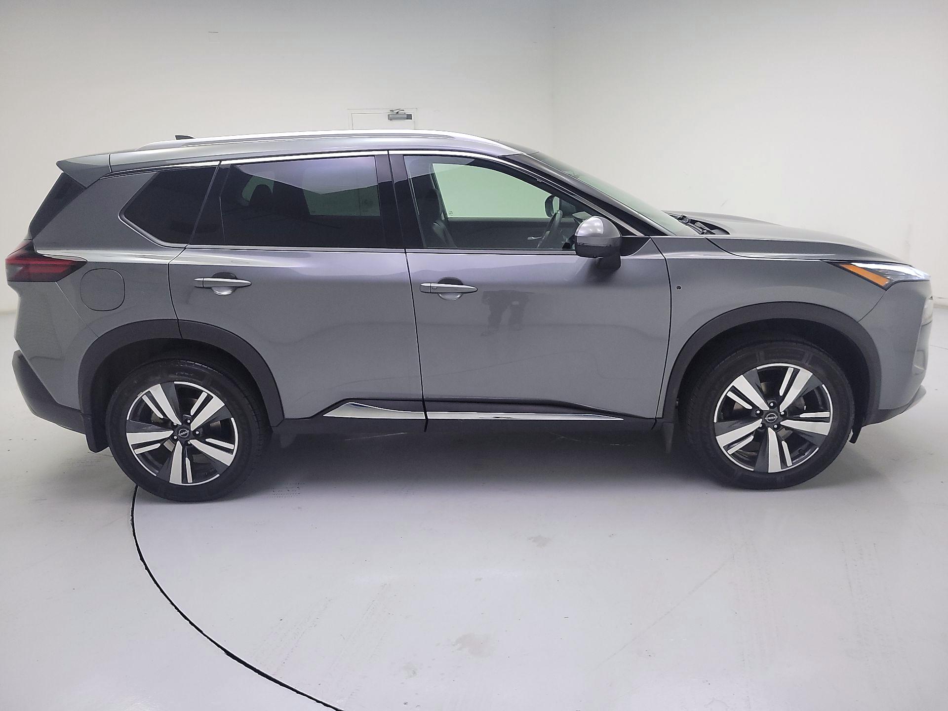 Thumbnail: 2023 Nissan Rogue - 4