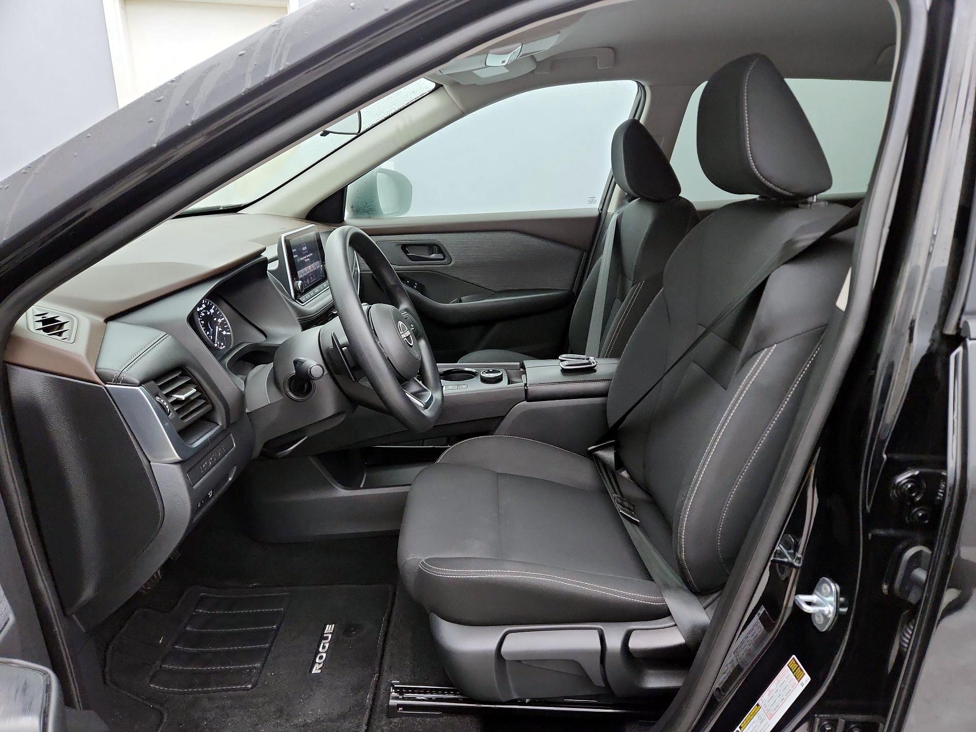 Thumbnail: 2023 Nissan Rogue - 11