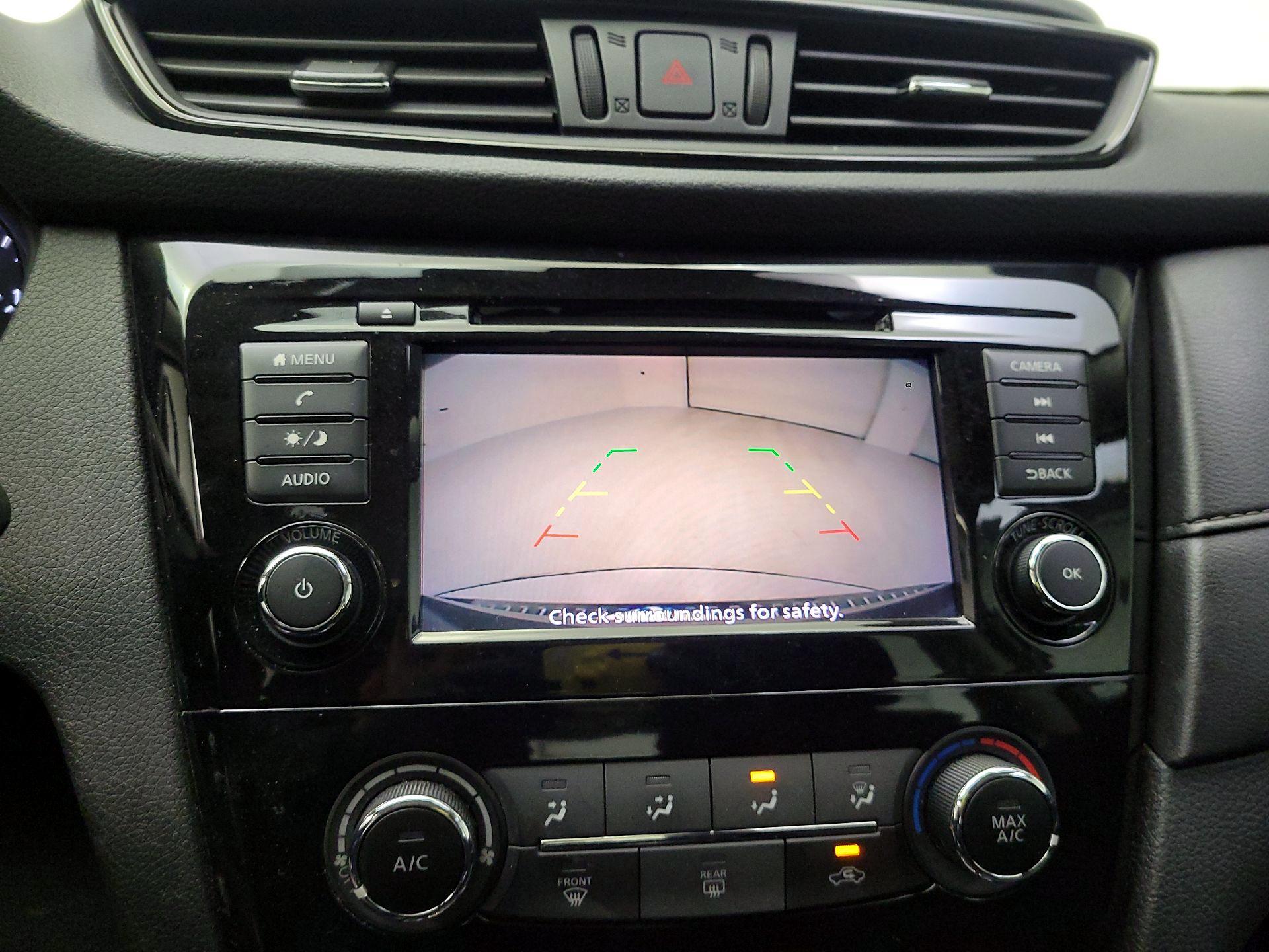 Thumbnail: 2020 Nissan Rogue - 12