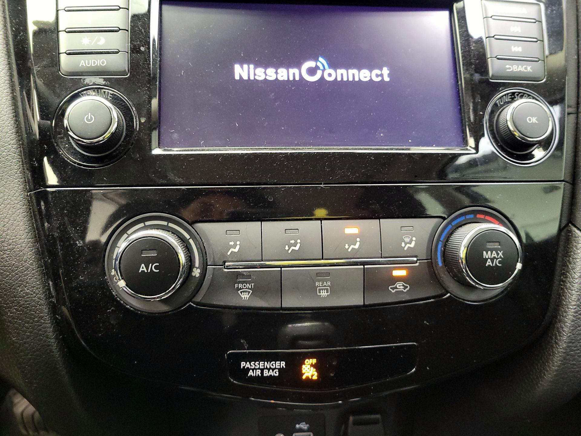 Thumbnail: 2020 Nissan Rogue - 14