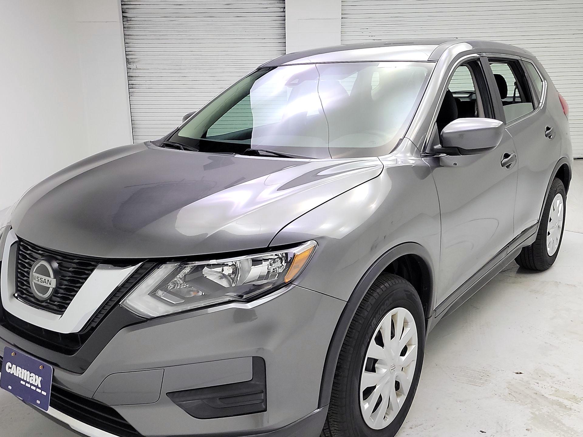 Thumbnail: 2020 Nissan Rogue - 3