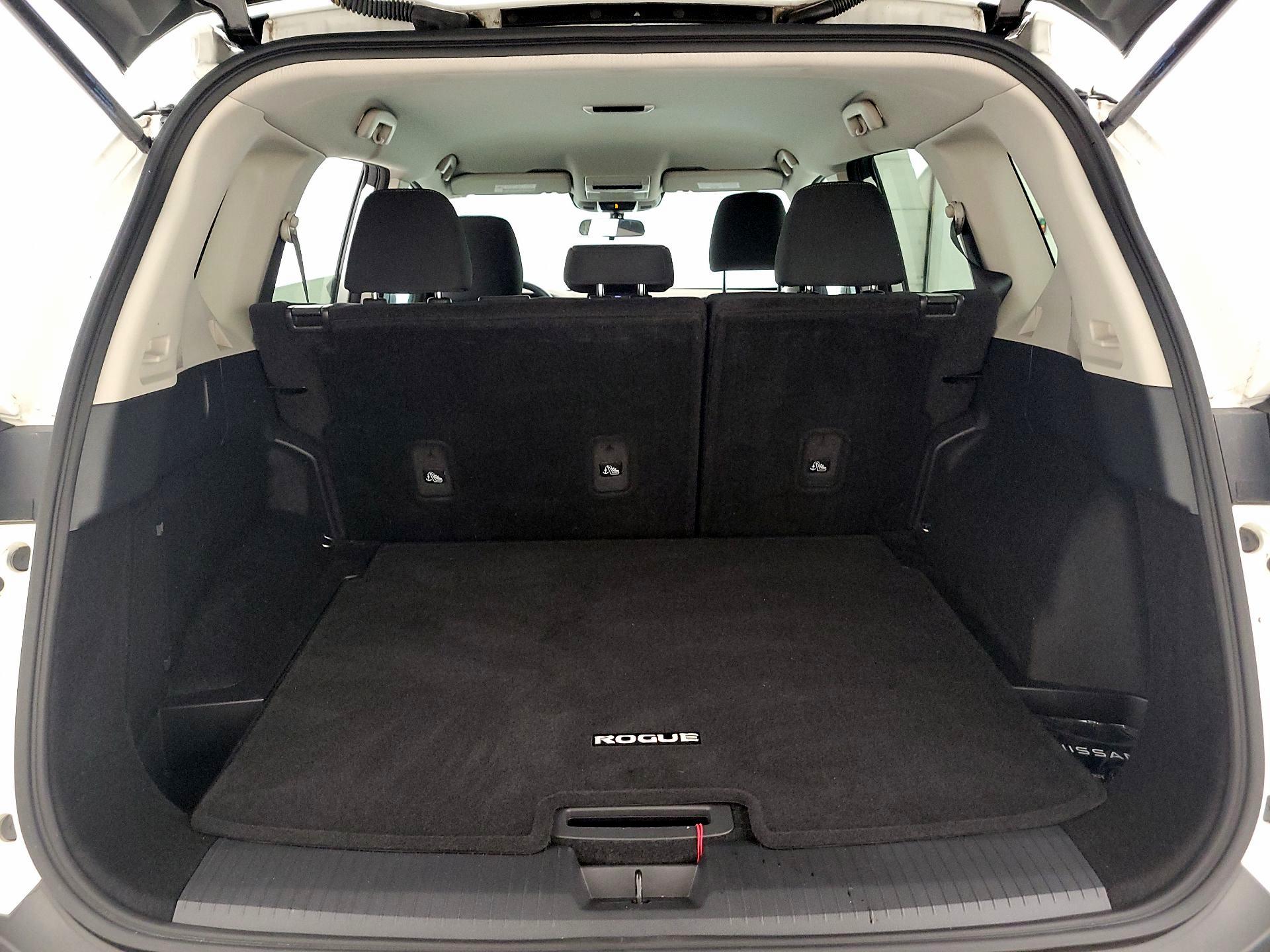 Thumbnail: 2023 Nissan Rogue - 18