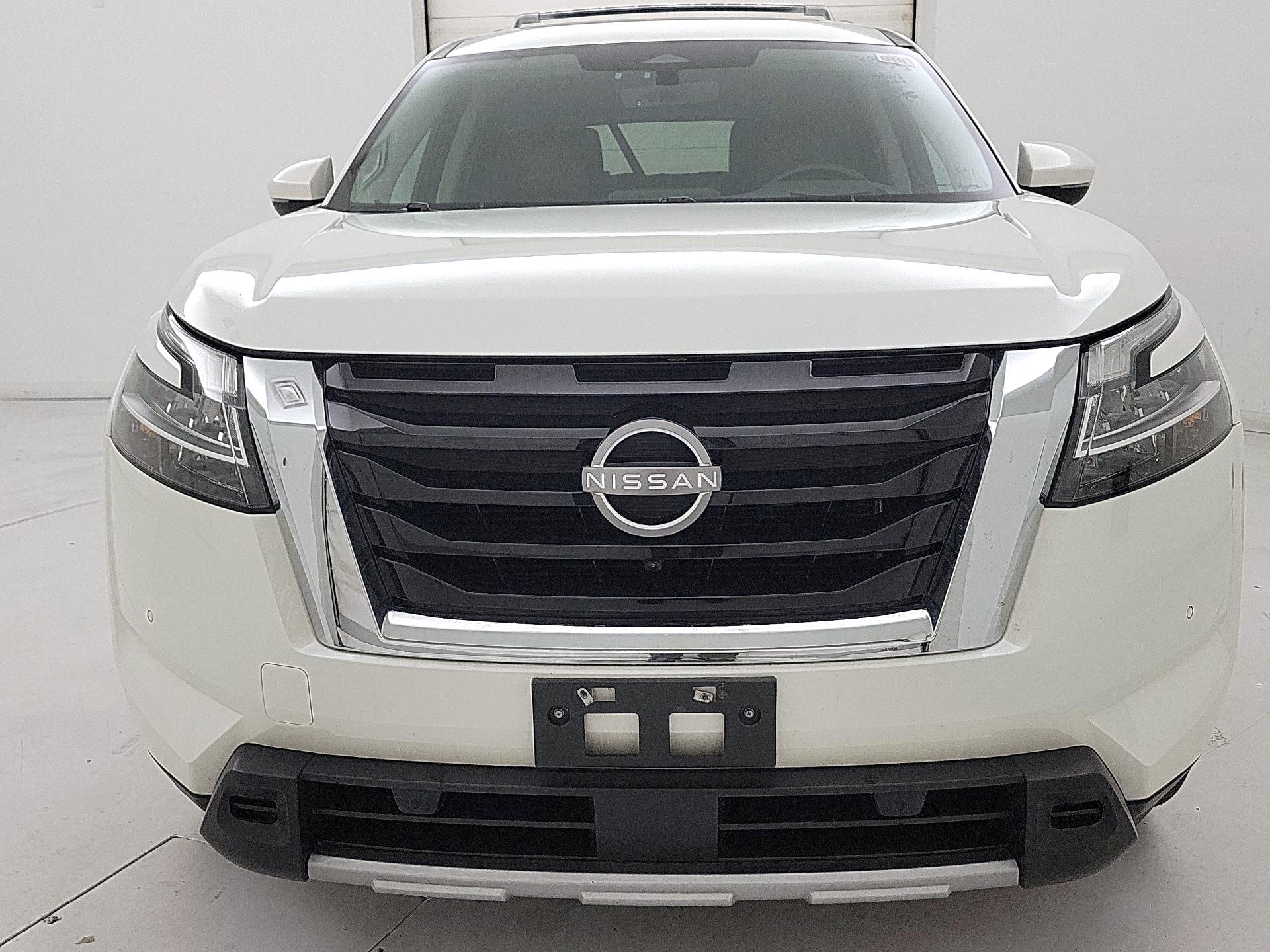 Thumbnail: 2023 Nissan Pathfinder - 2