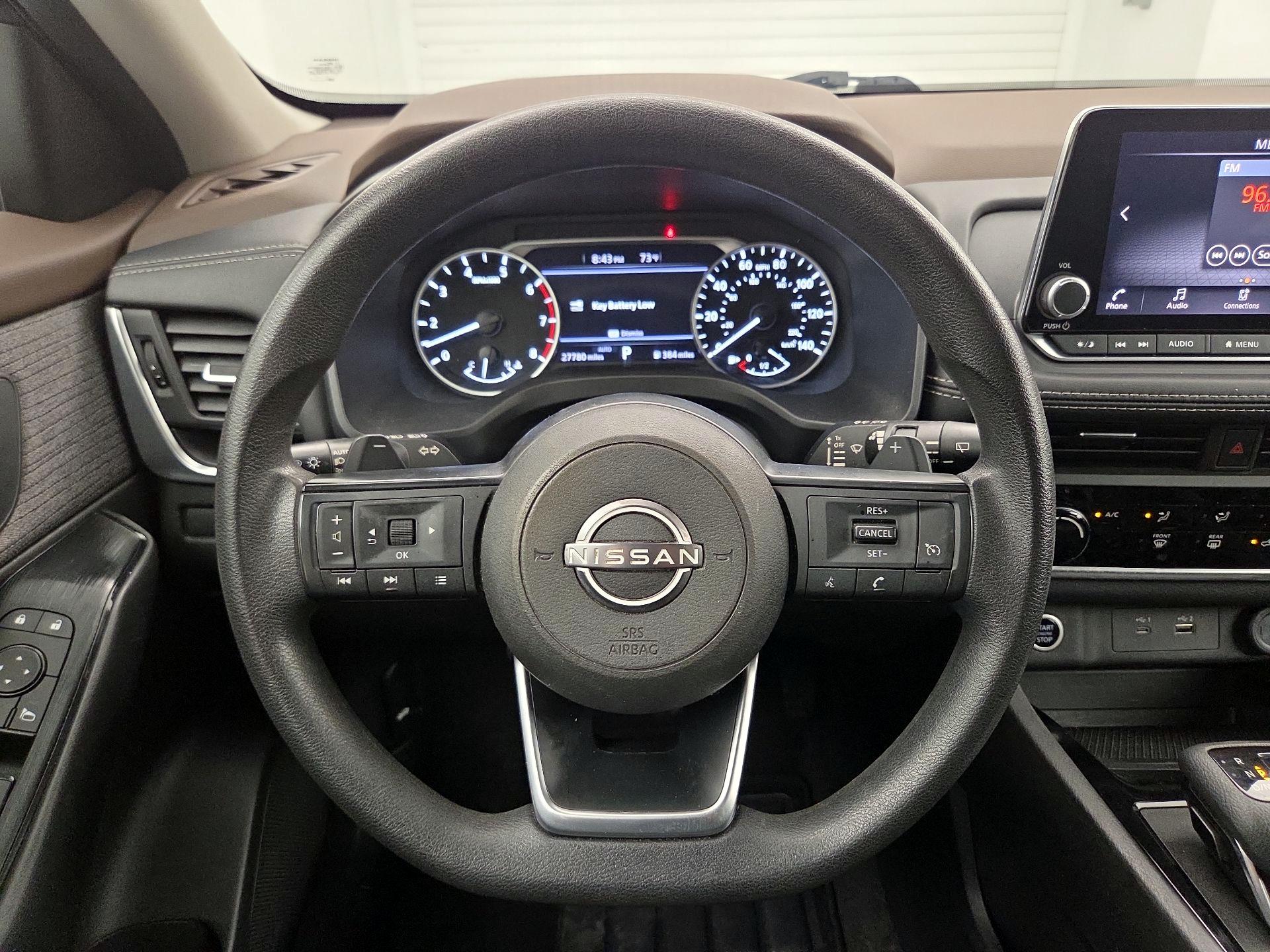 Thumbnail: 2023 Nissan Rogue - 10