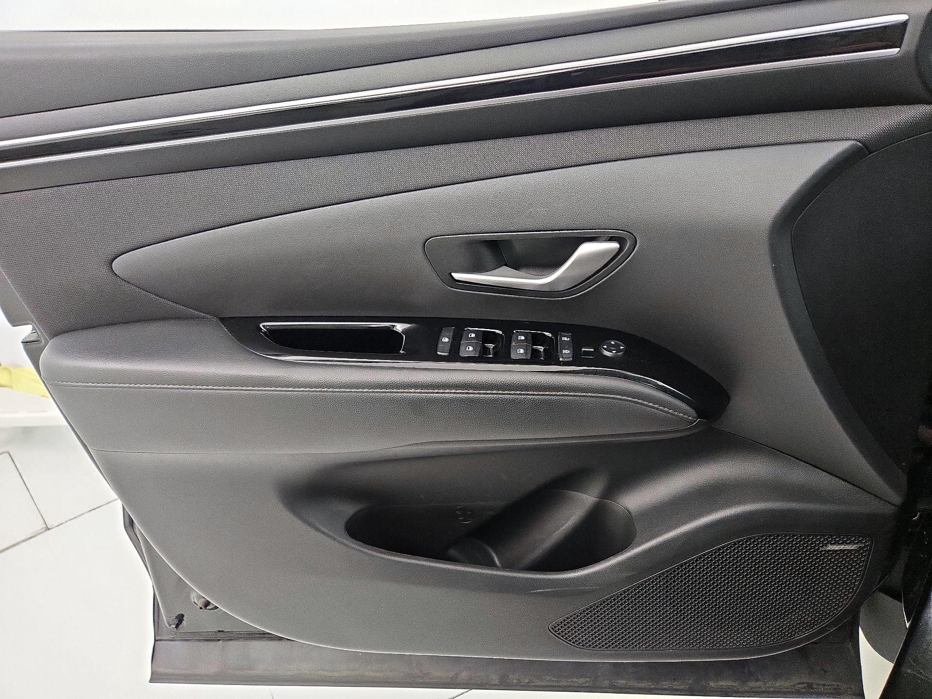 Thumbnail: 2023 Hyundai Santa Cruz - 12