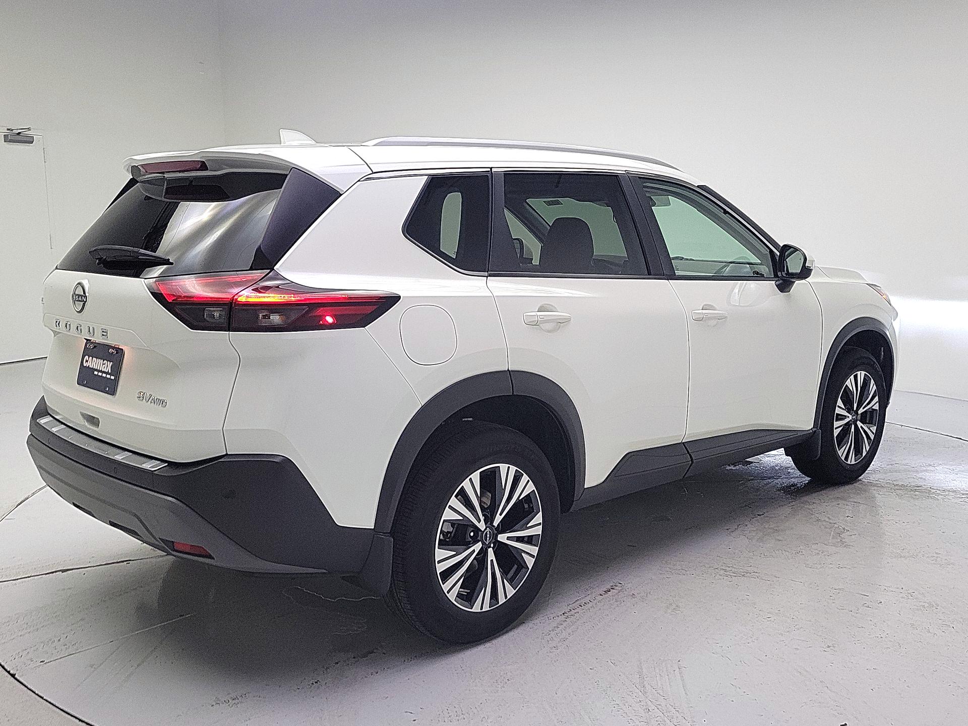 Thumbnail: 2023 Nissan Rogue - 5