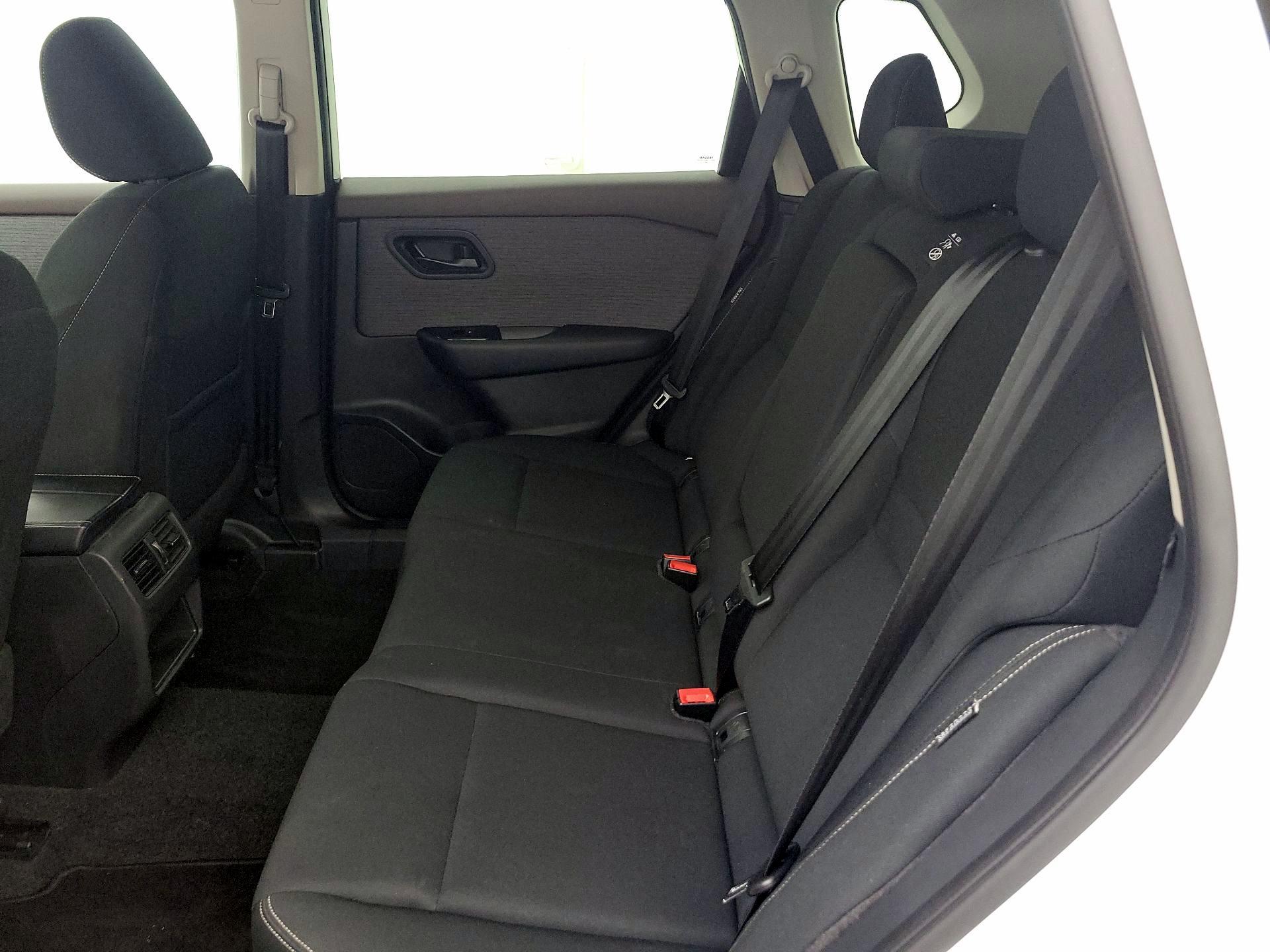 Thumbnail: 2023 Nissan Rogue - 19