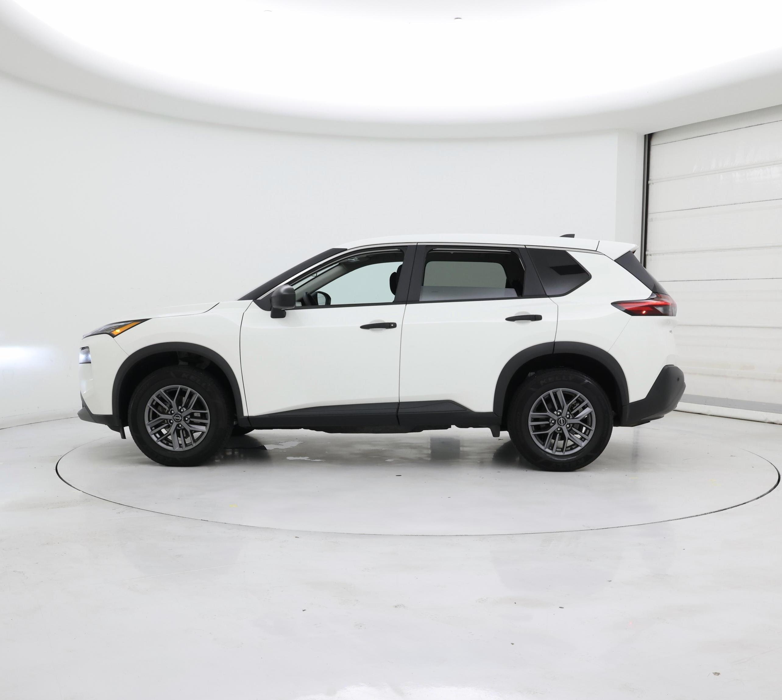 Thumbnail: 2023 Nissan Rogue - 3