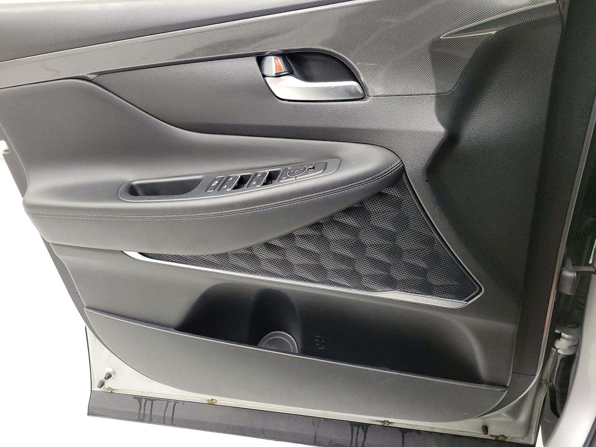 Thumbnail: 2023 Hyundai Santa Fe - 10