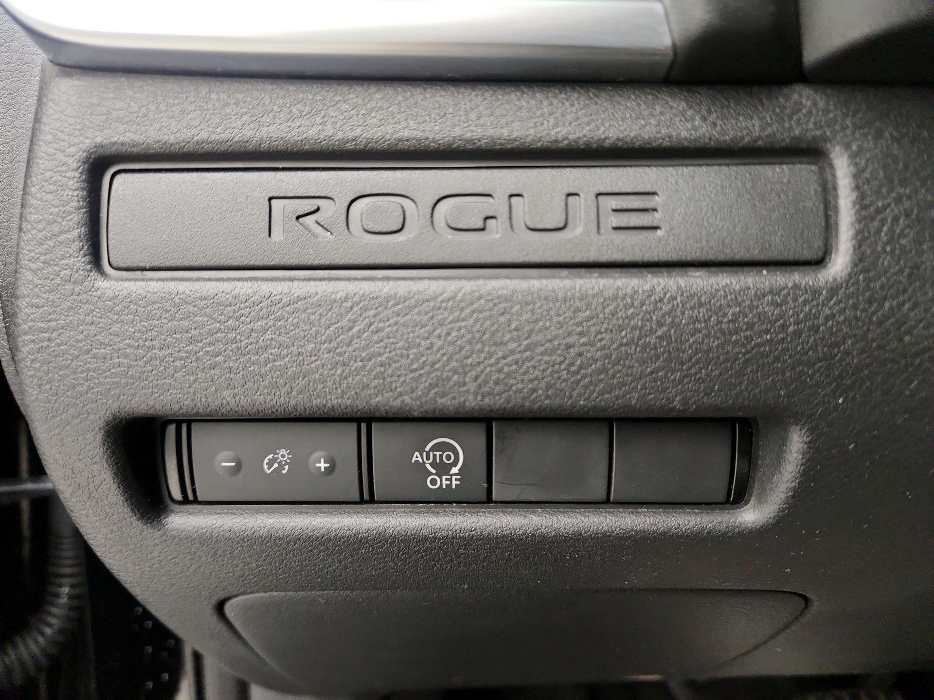 Thumbnail: 2023 Nissan Rogue - 13