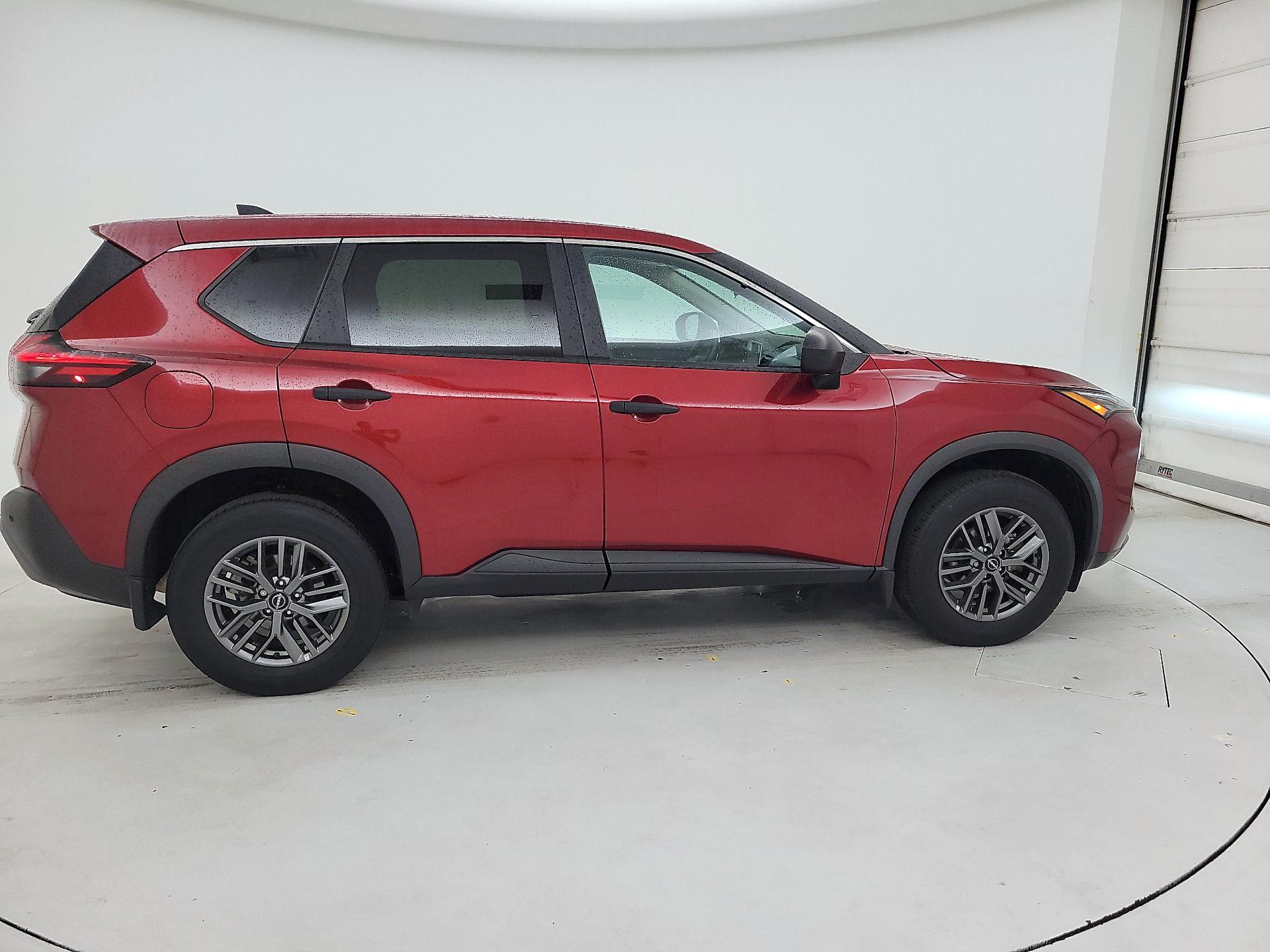 Thumbnail: 2023 Nissan Rogue - 4