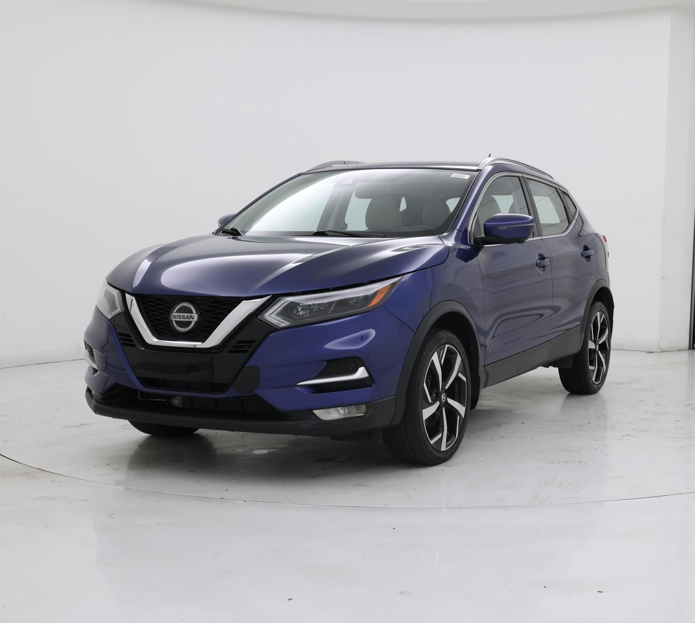 Thumbnail: 2022 Nissan Rogue Sport - 4