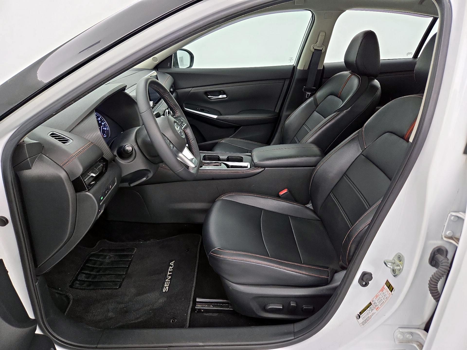 Thumbnail: 2022 Nissan Sentra - 11
