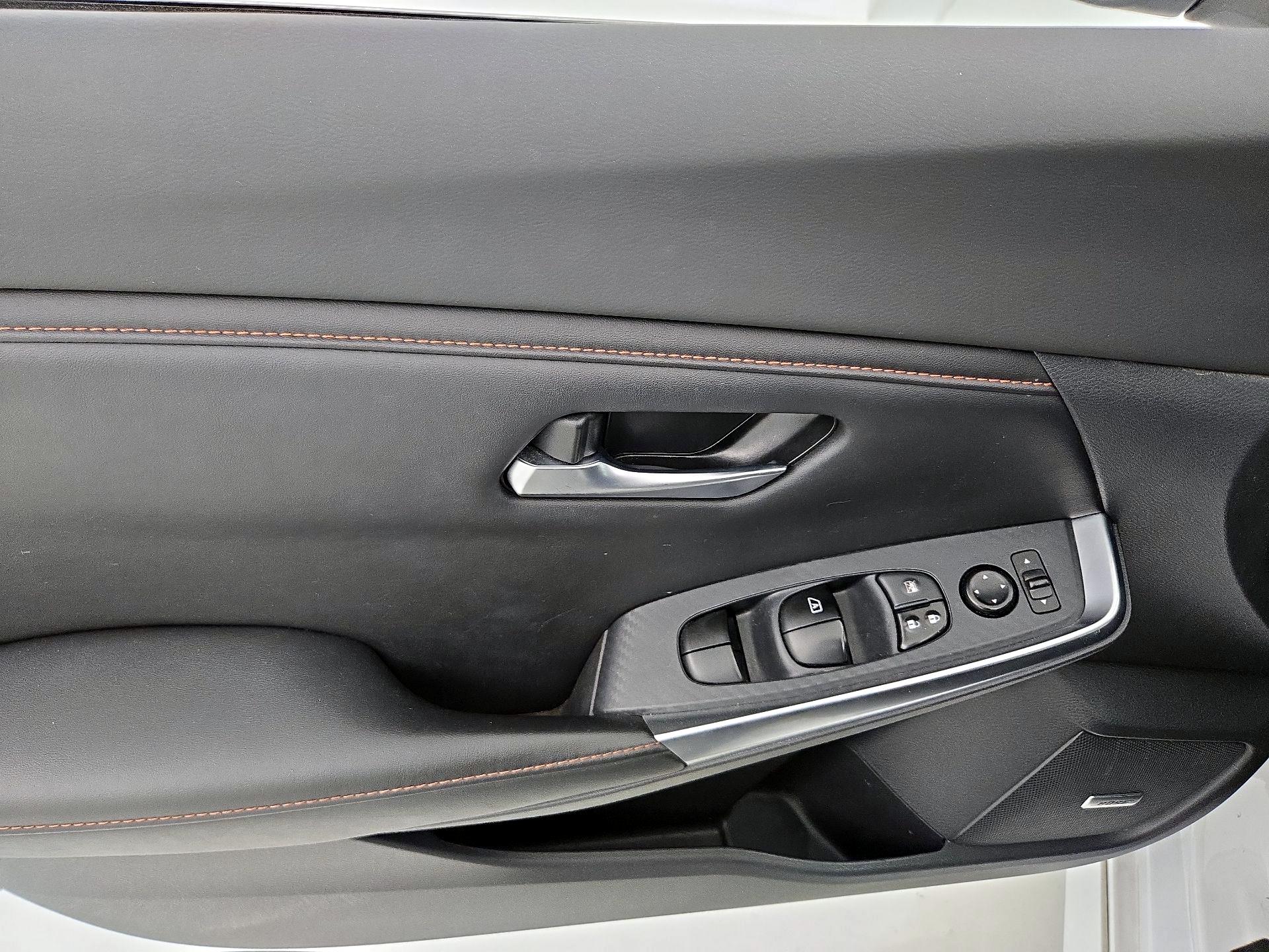 Thumbnail: 2022 Nissan Sentra - 12