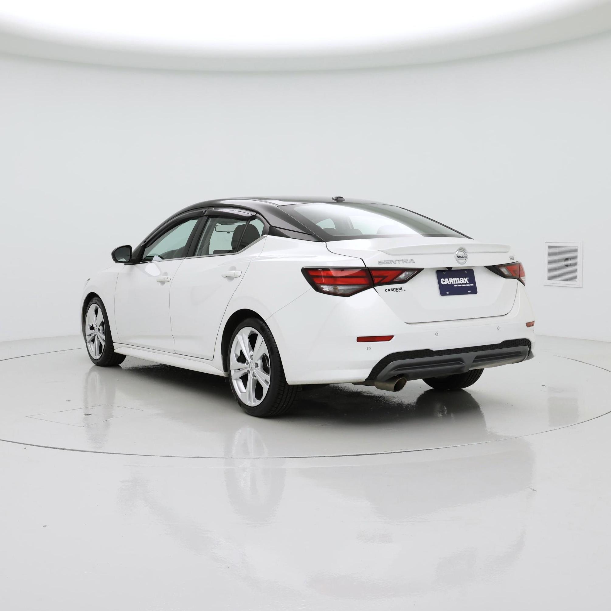 Thumbnail: 2022 Nissan Sentra - 2