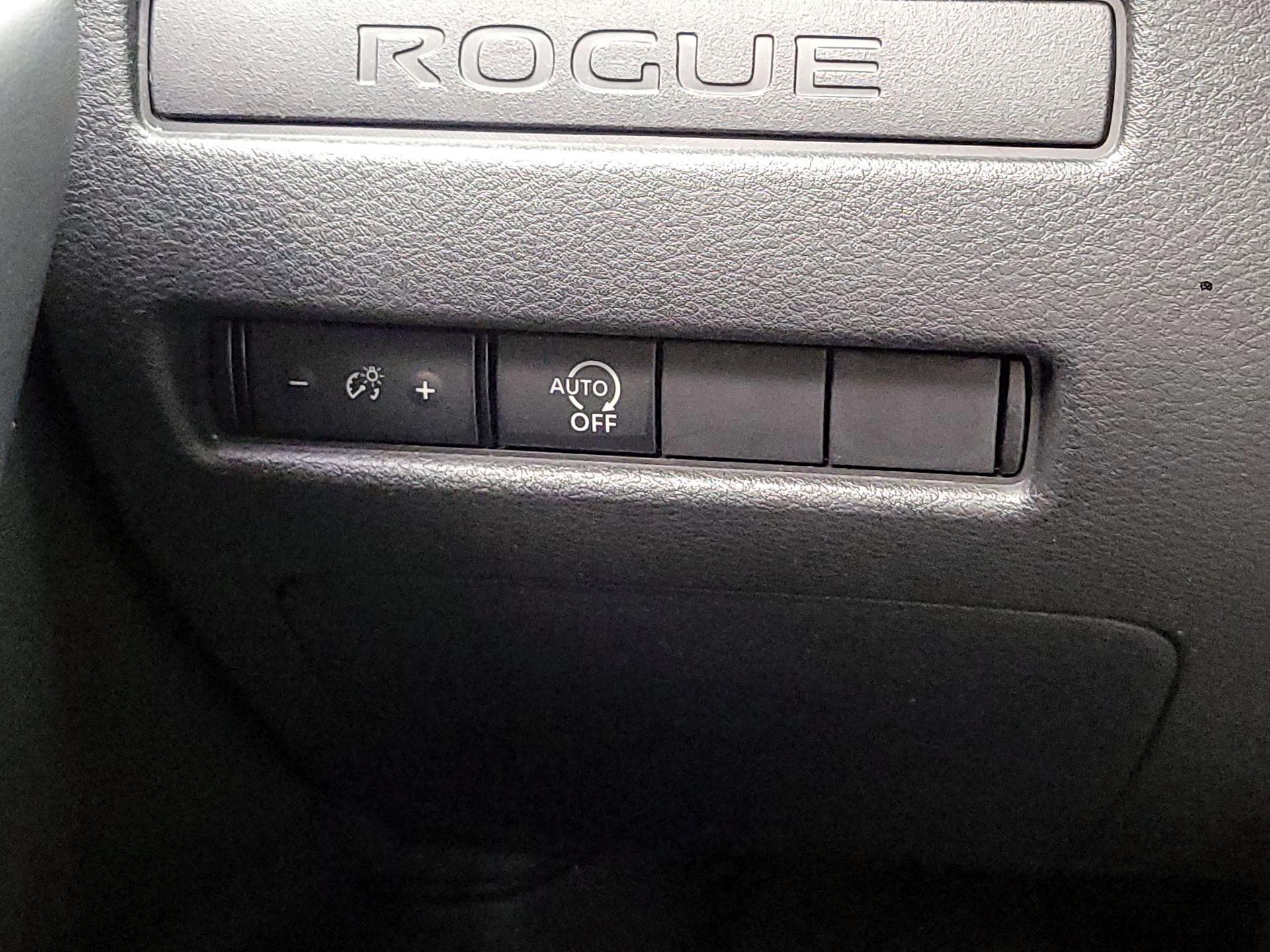 Thumbnail: 2023 Nissan Rogue - 11