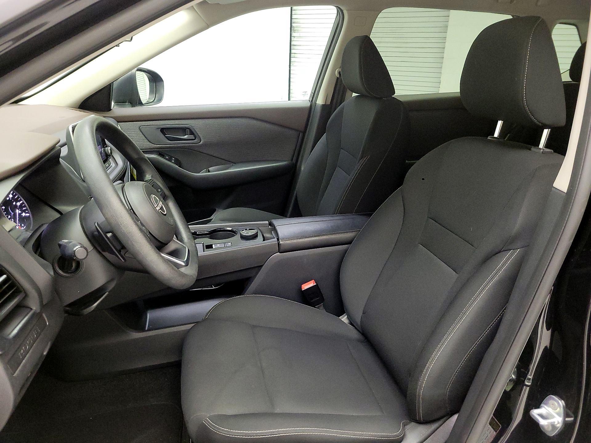 Thumbnail: 2023 Nissan Rogue - 17