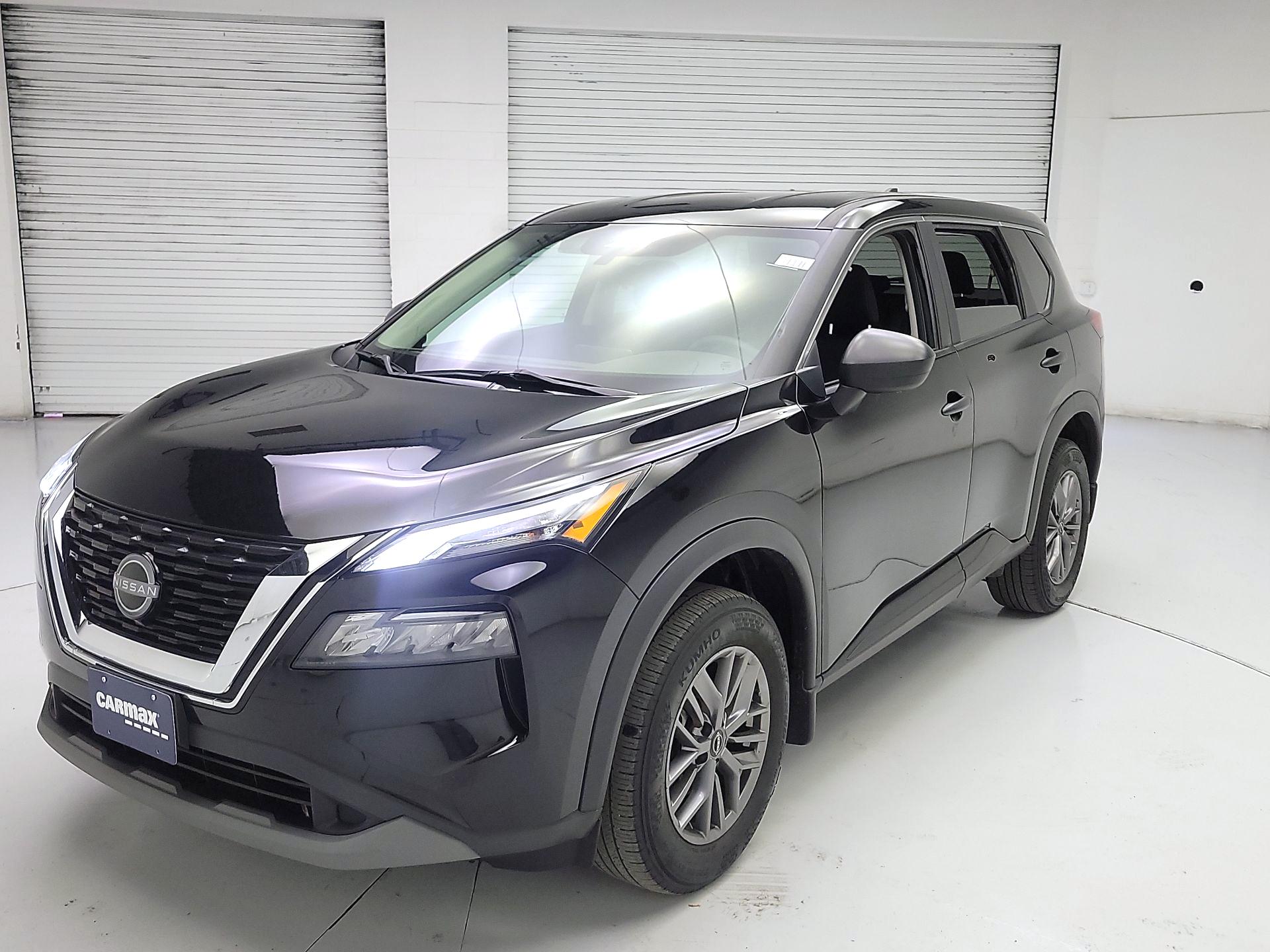 Thumbnail: 2023 Nissan Rogue - 3