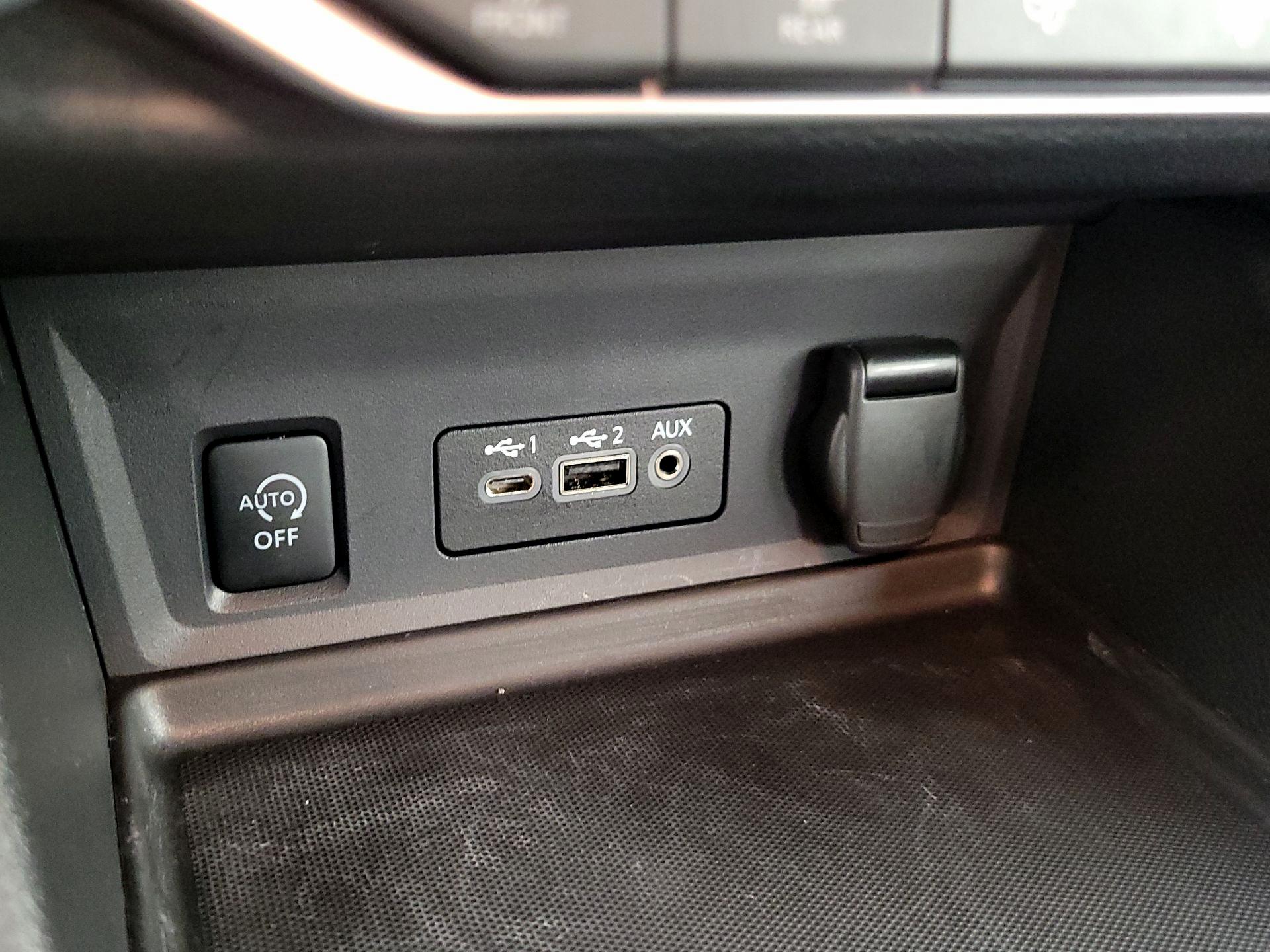 Thumbnail: 2024 Nissan Sentra - 18