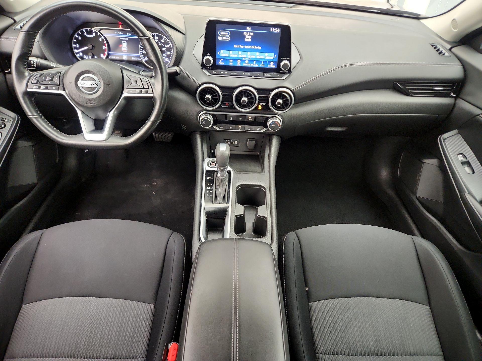 Thumbnail: 2022 Nissan Sentra - 9