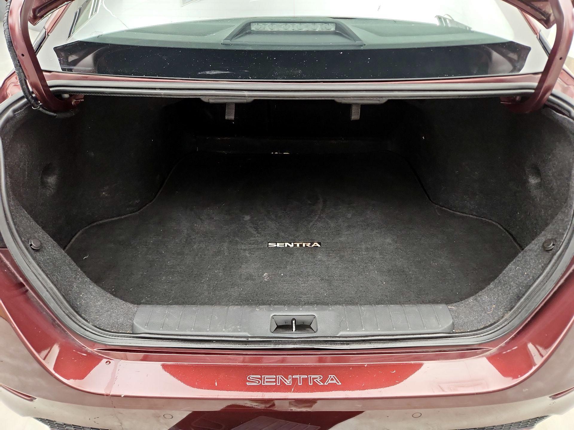 Thumbnail: 2022 Nissan Sentra - 20