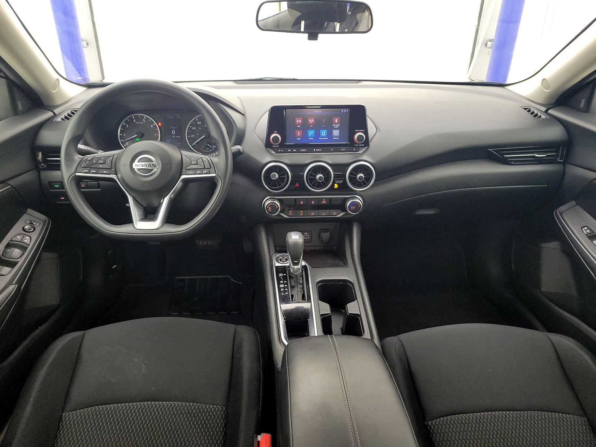 Thumbnail: 2020 Nissan Sentra - 9