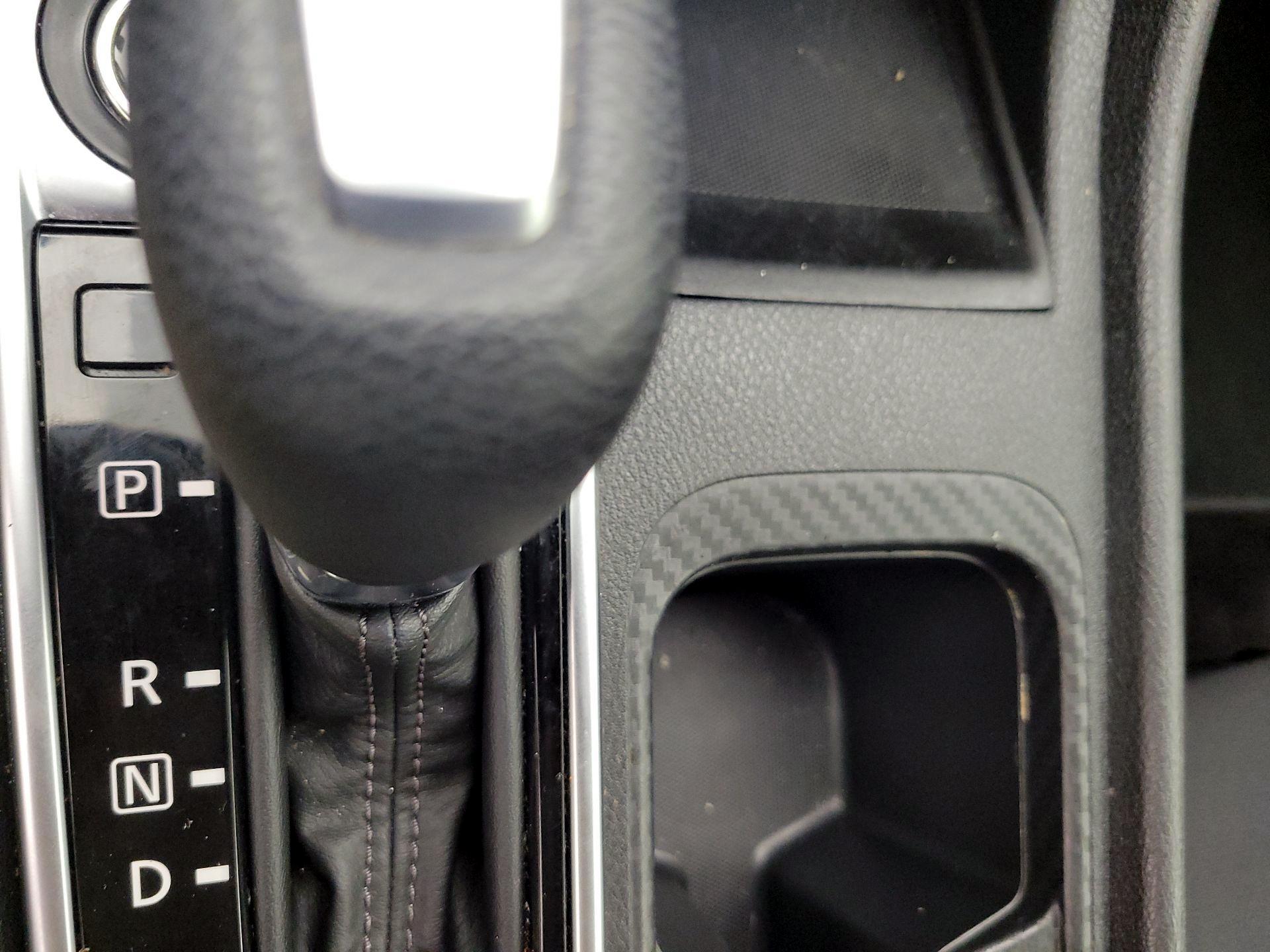 Thumbnail: 2020 Nissan Sentra - 17