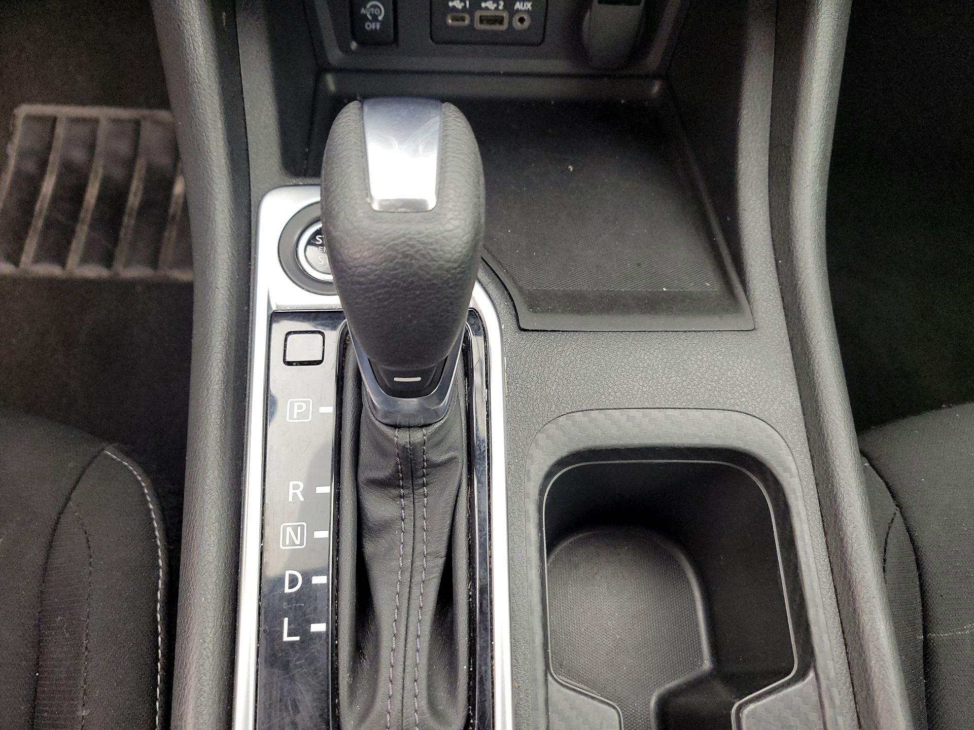 Thumbnail: 2024 Nissan Sentra - 17