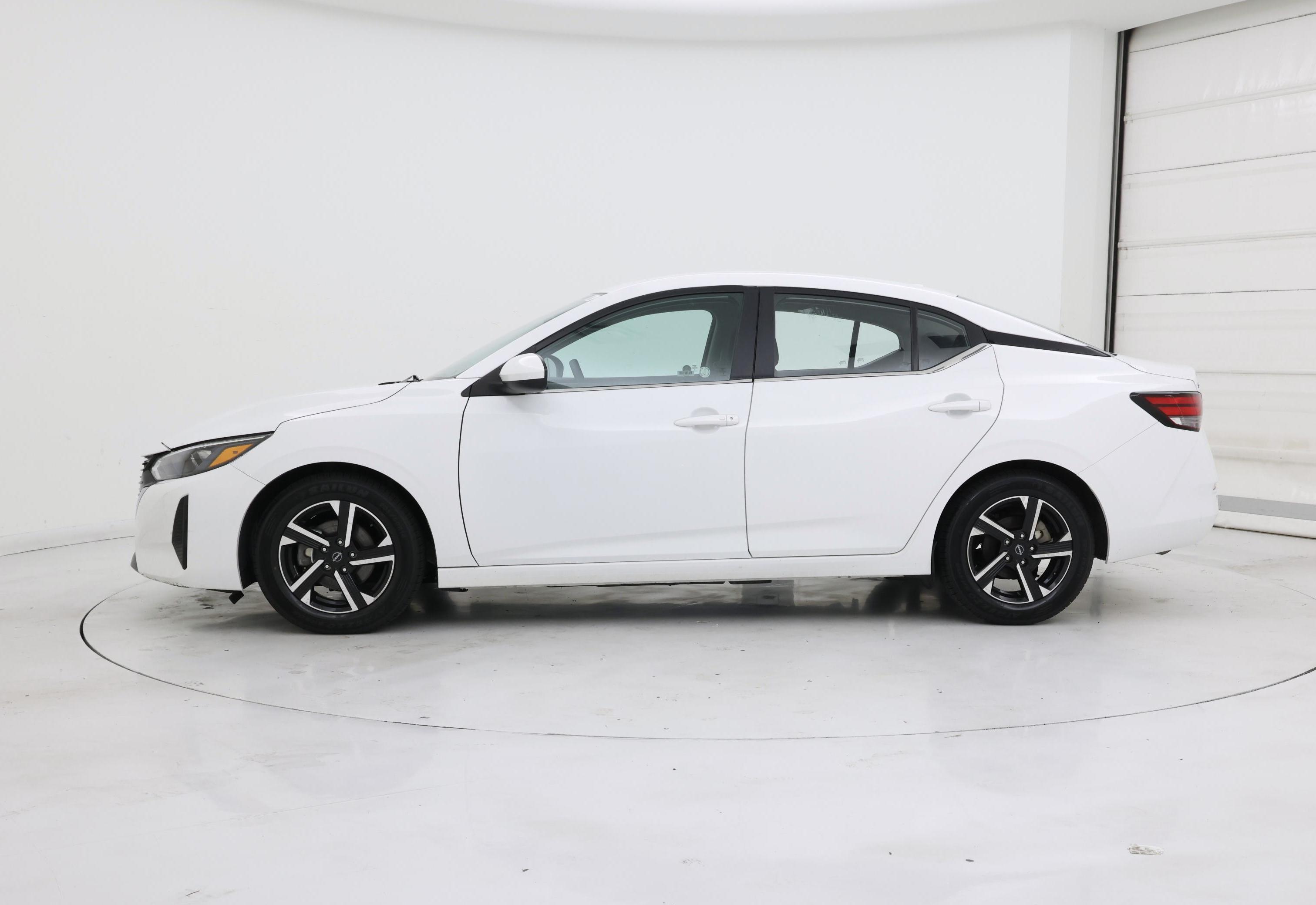 Thumbnail: 2024 Nissan Sentra - 3