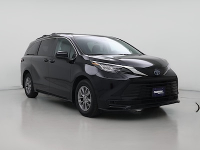 2023 Toyota Sienna Hybrid LE
