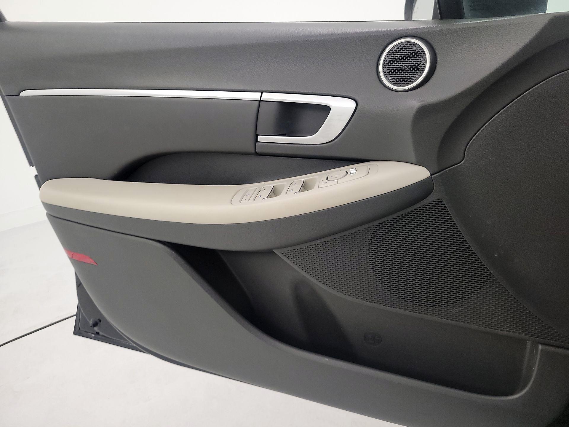 Thumbnail: 2023 Hyundai Sonata - 12