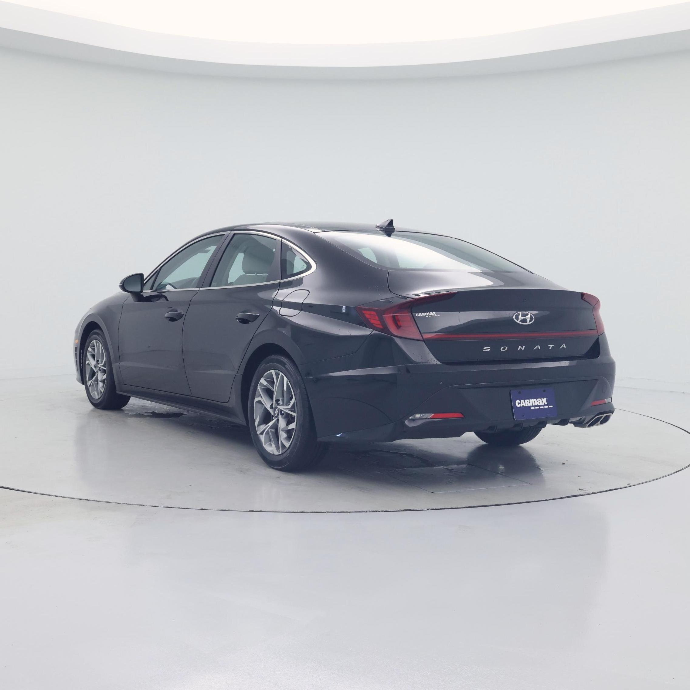 Thumbnail: 2023 Hyundai Sonata - 2