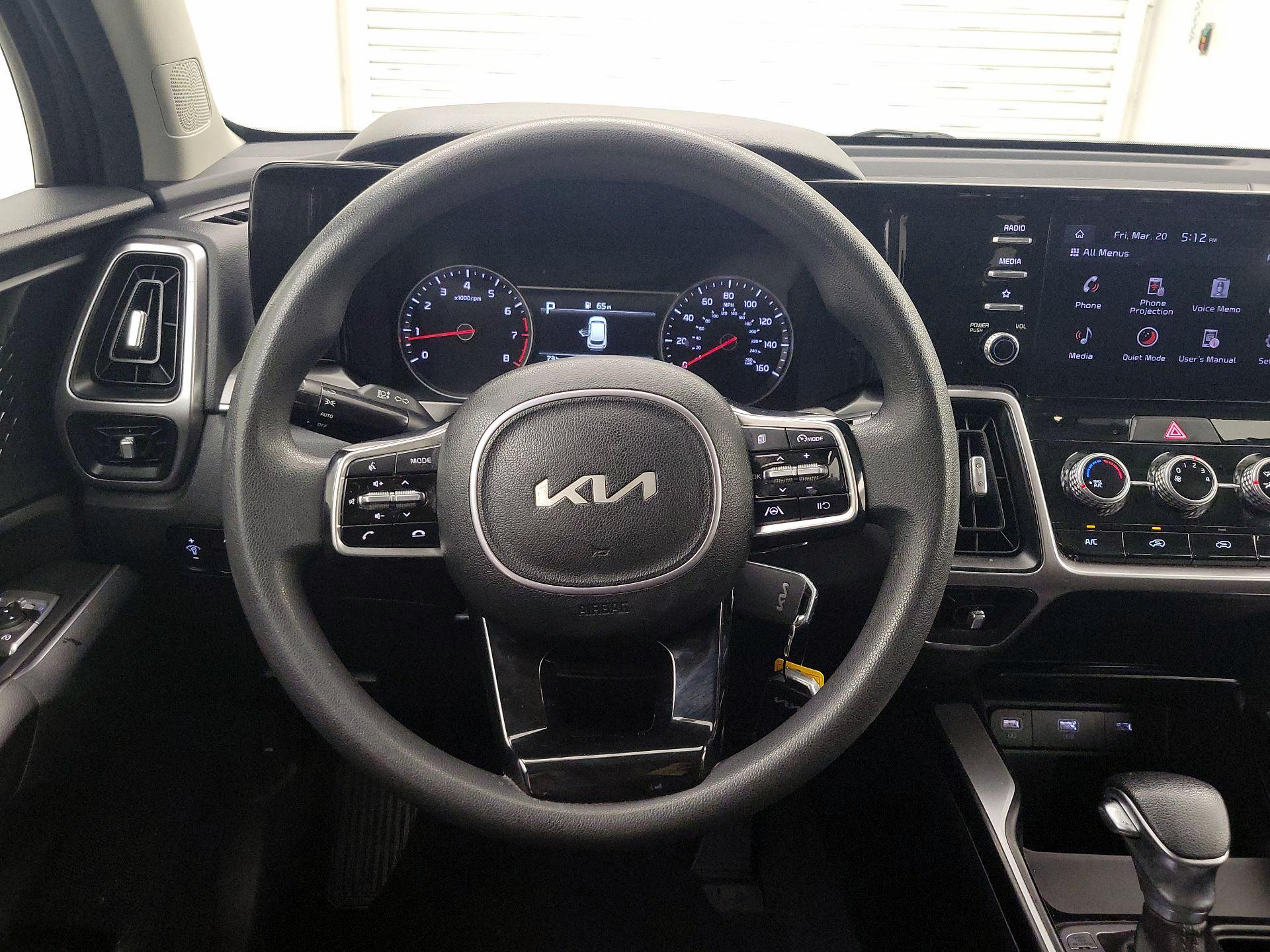 Thumbnail: 2023 Kia Sorento - 10