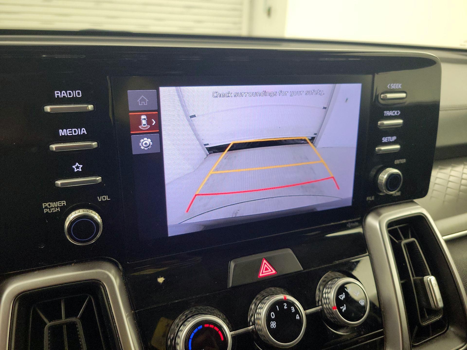 Thumbnail: 2023 Kia Sorento - 14