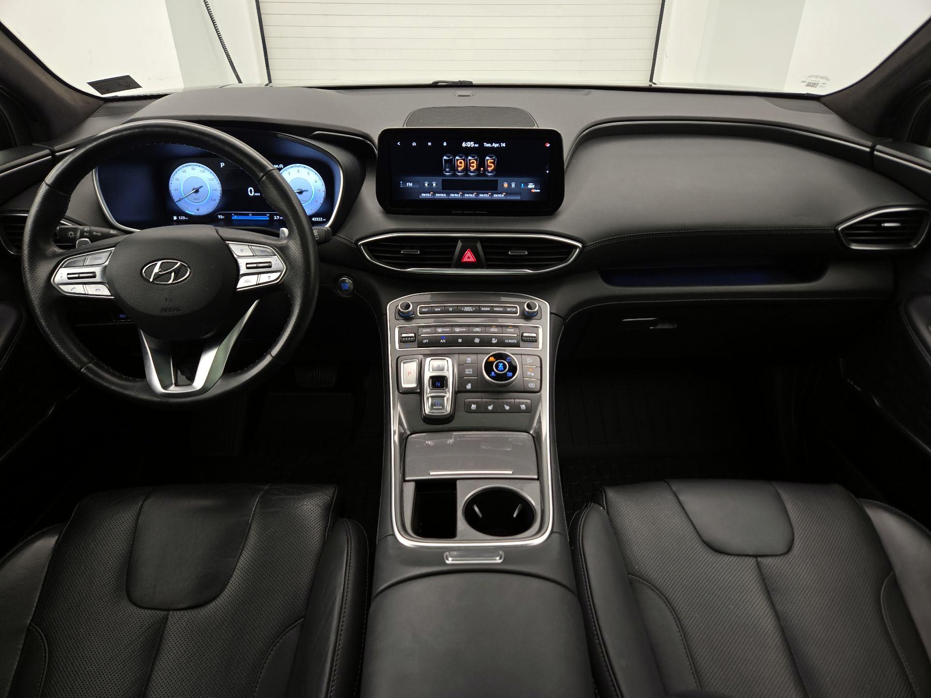 Thumbnail: 2022 Hyundai Santa Fe - 9