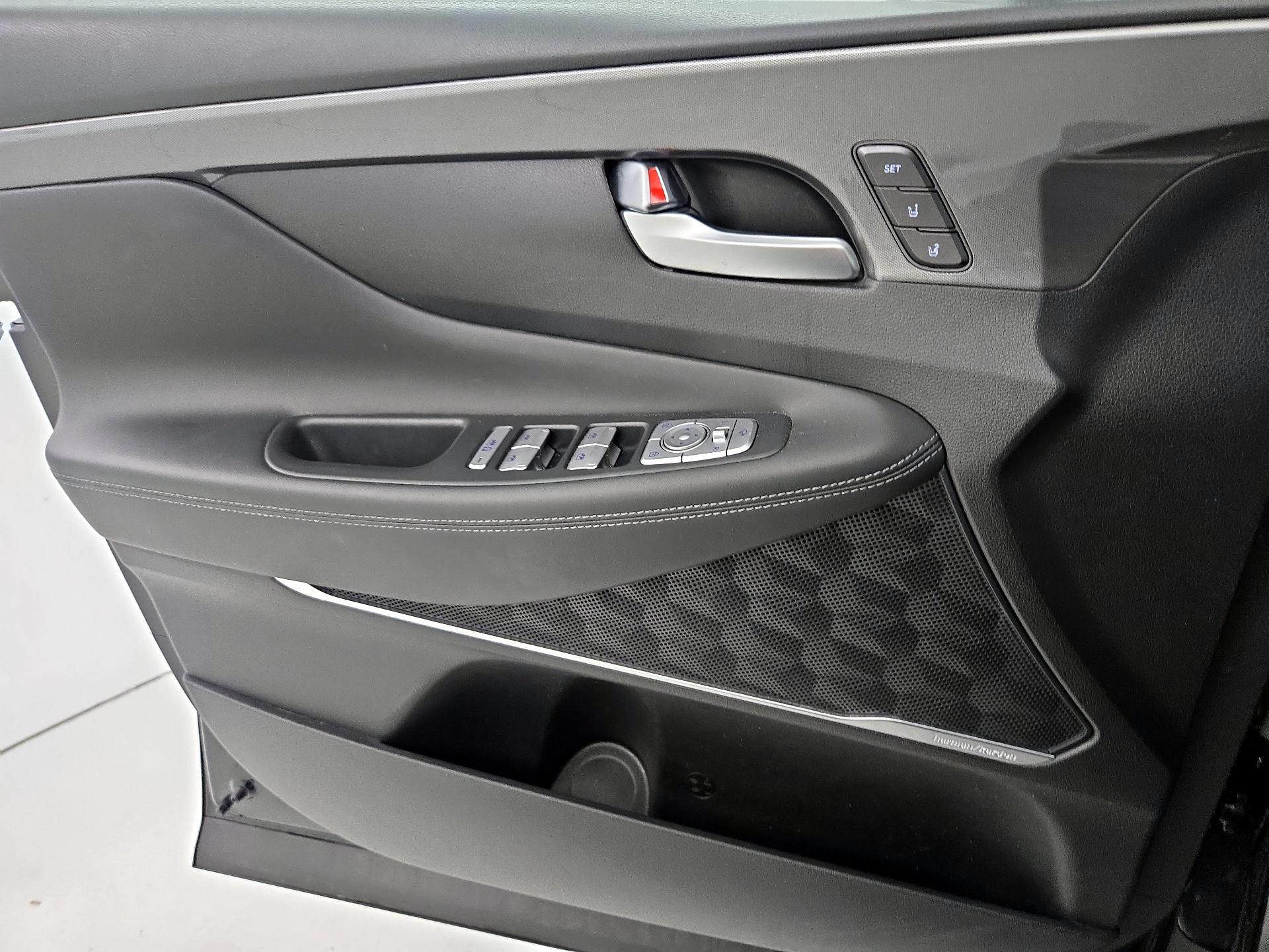 Thumbnail: 2022 Hyundai Santa Fe - 12