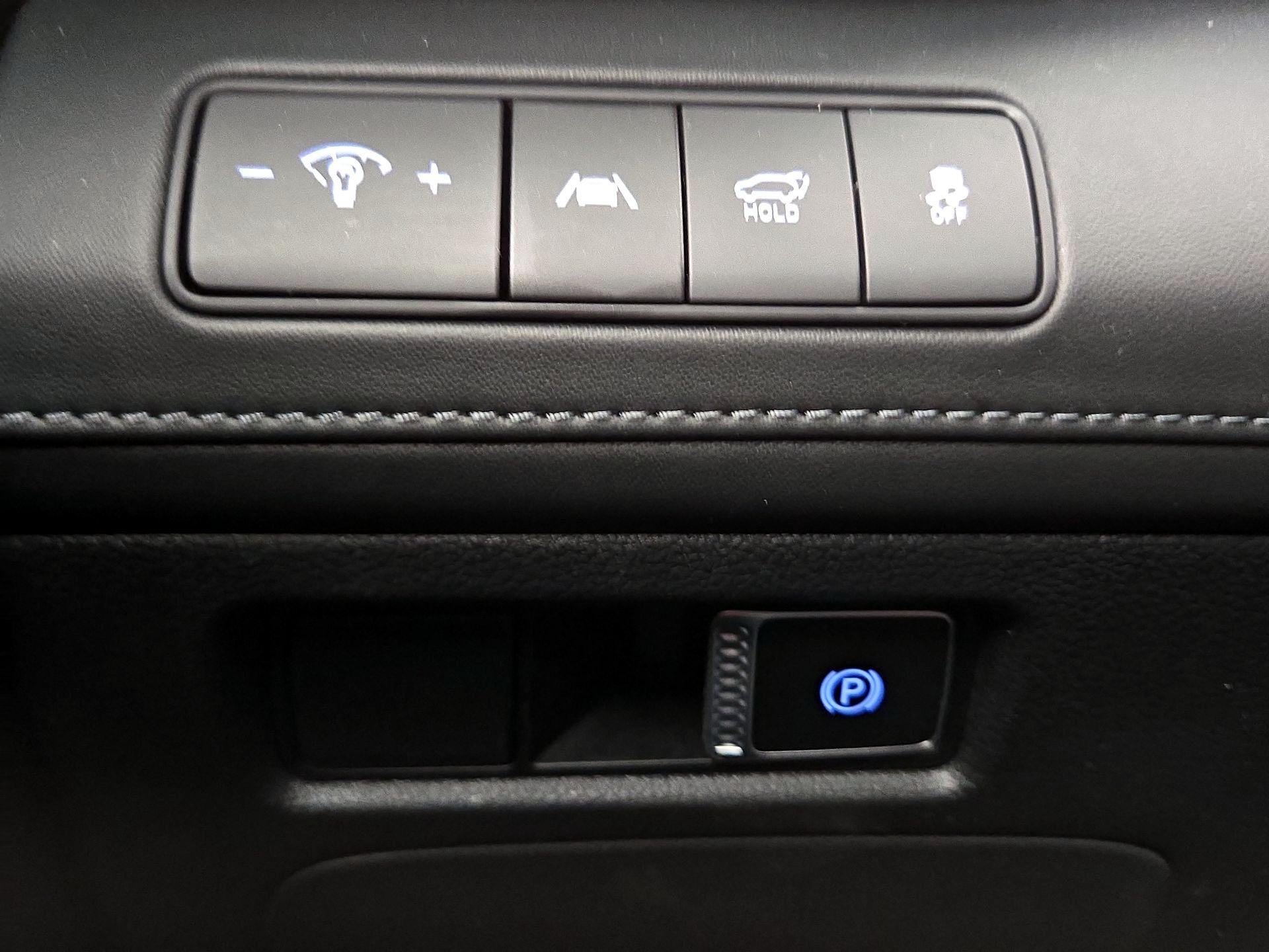 Thumbnail: 2022 Hyundai Santa Fe - 13