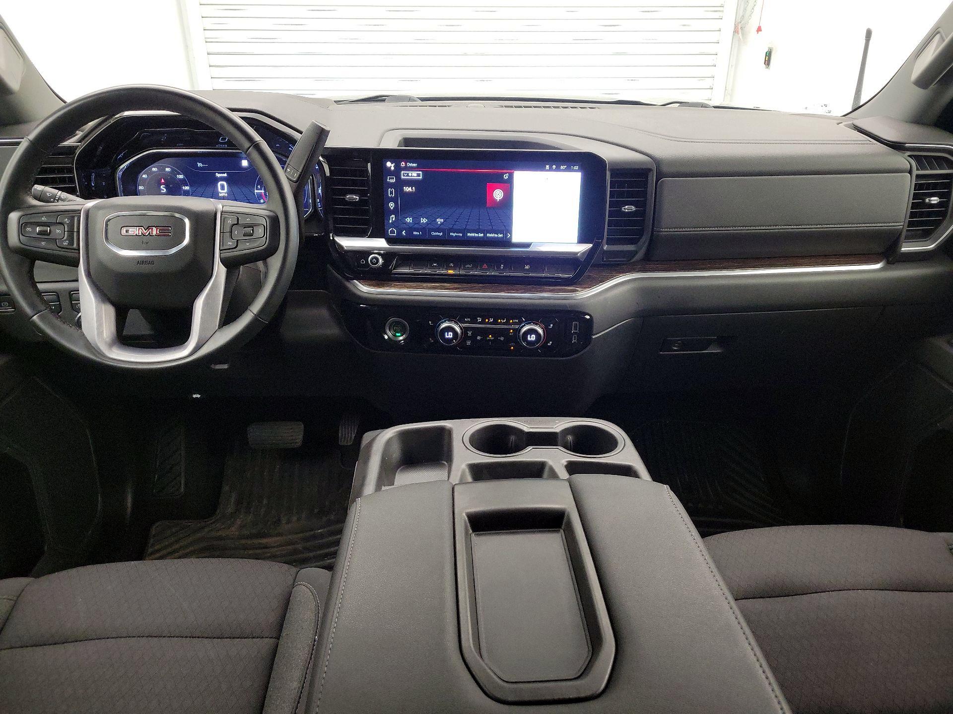 Thumbnail: 2023 GMC Sierra 1500 - 9