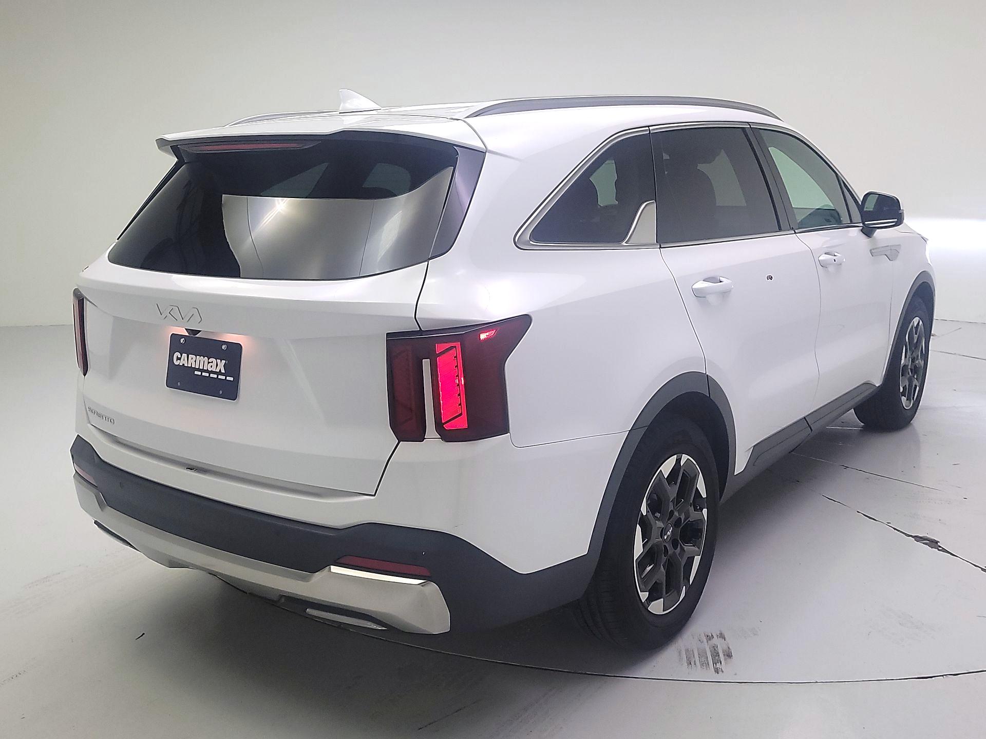Thumbnail: 2024 Kia Sorento - 5