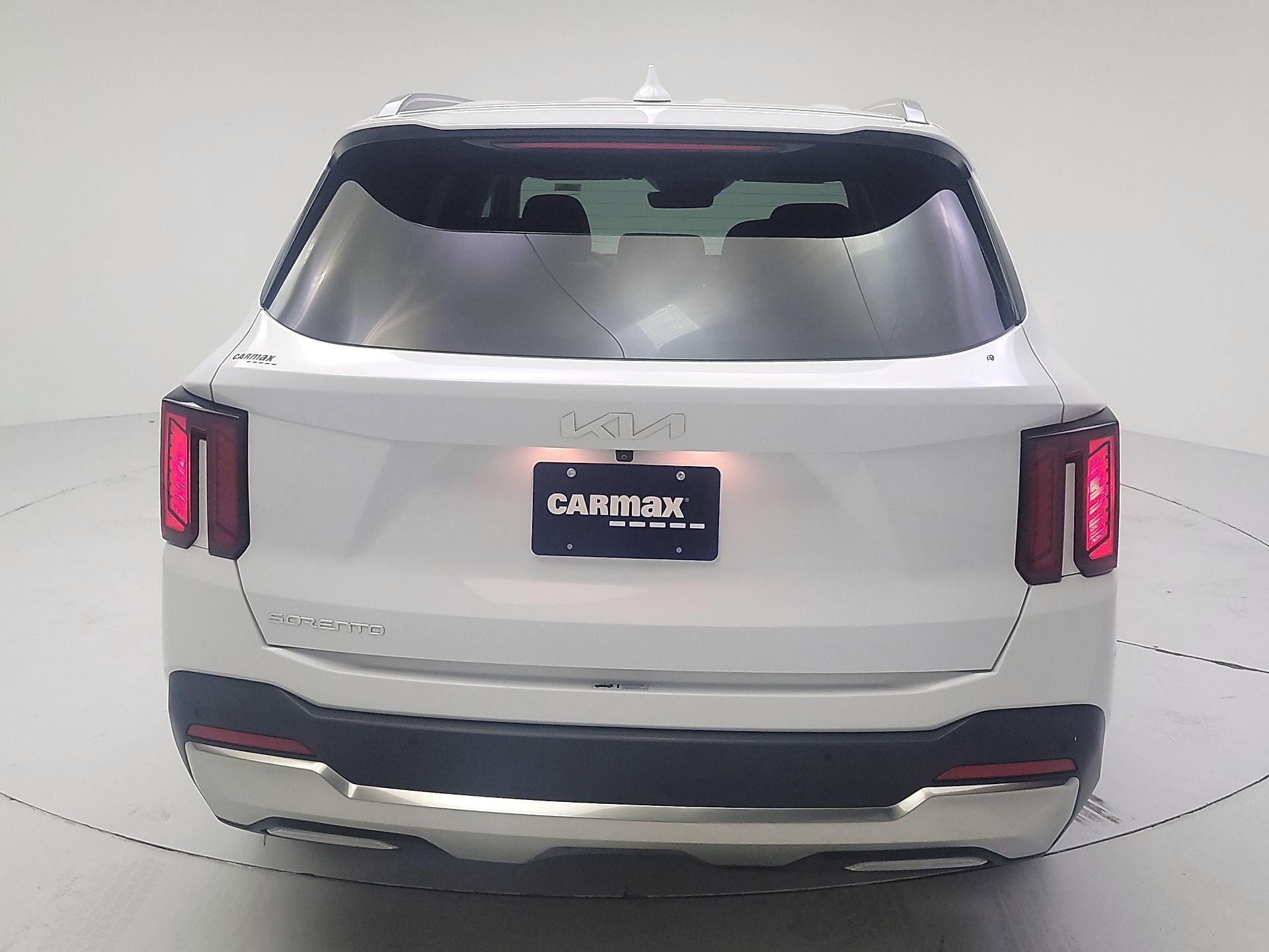 Thumbnail: 2024 Kia Sorento - 6