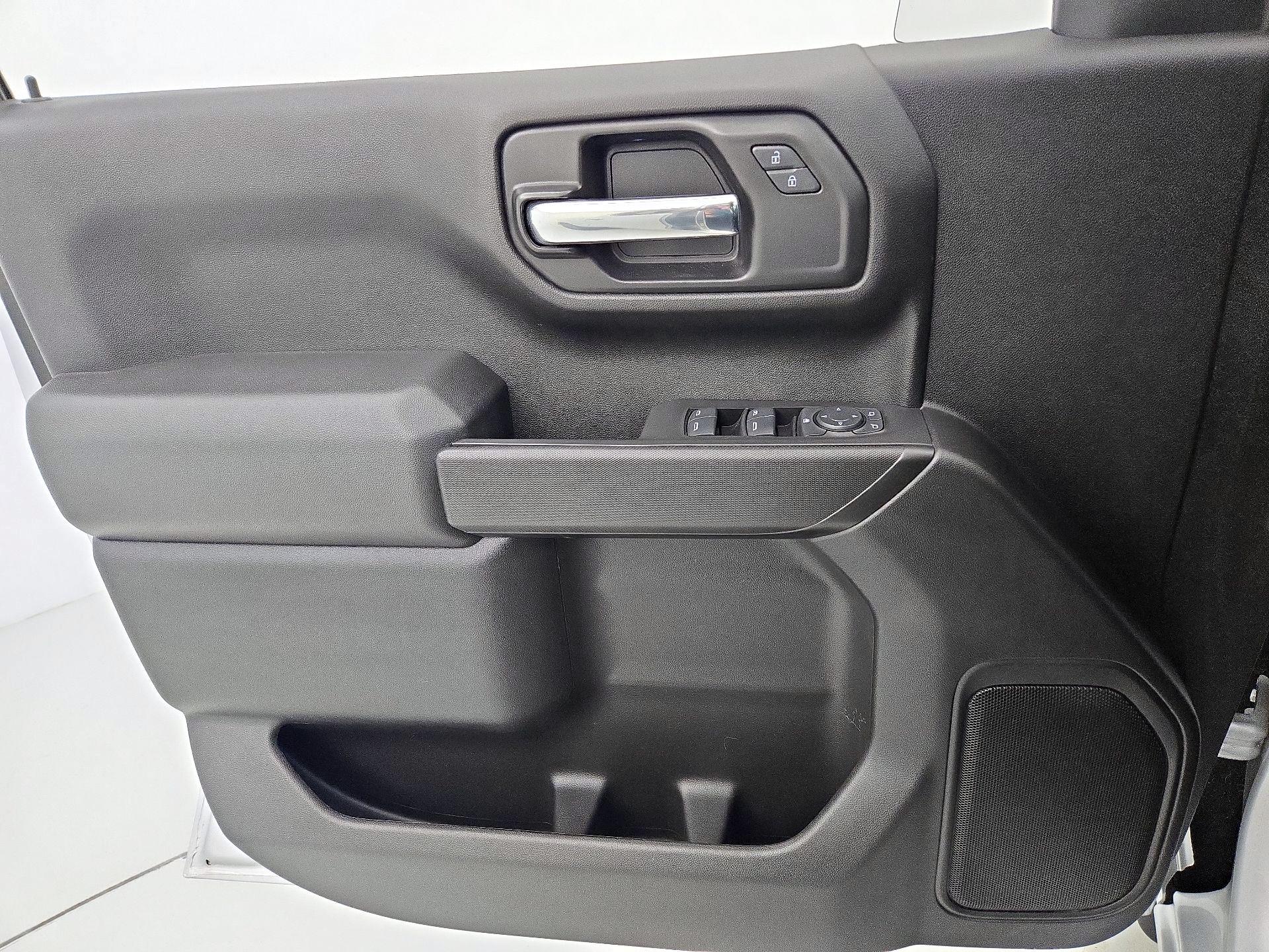 Thumbnail: 2021 Chevrolet Silverado 1500 - 12