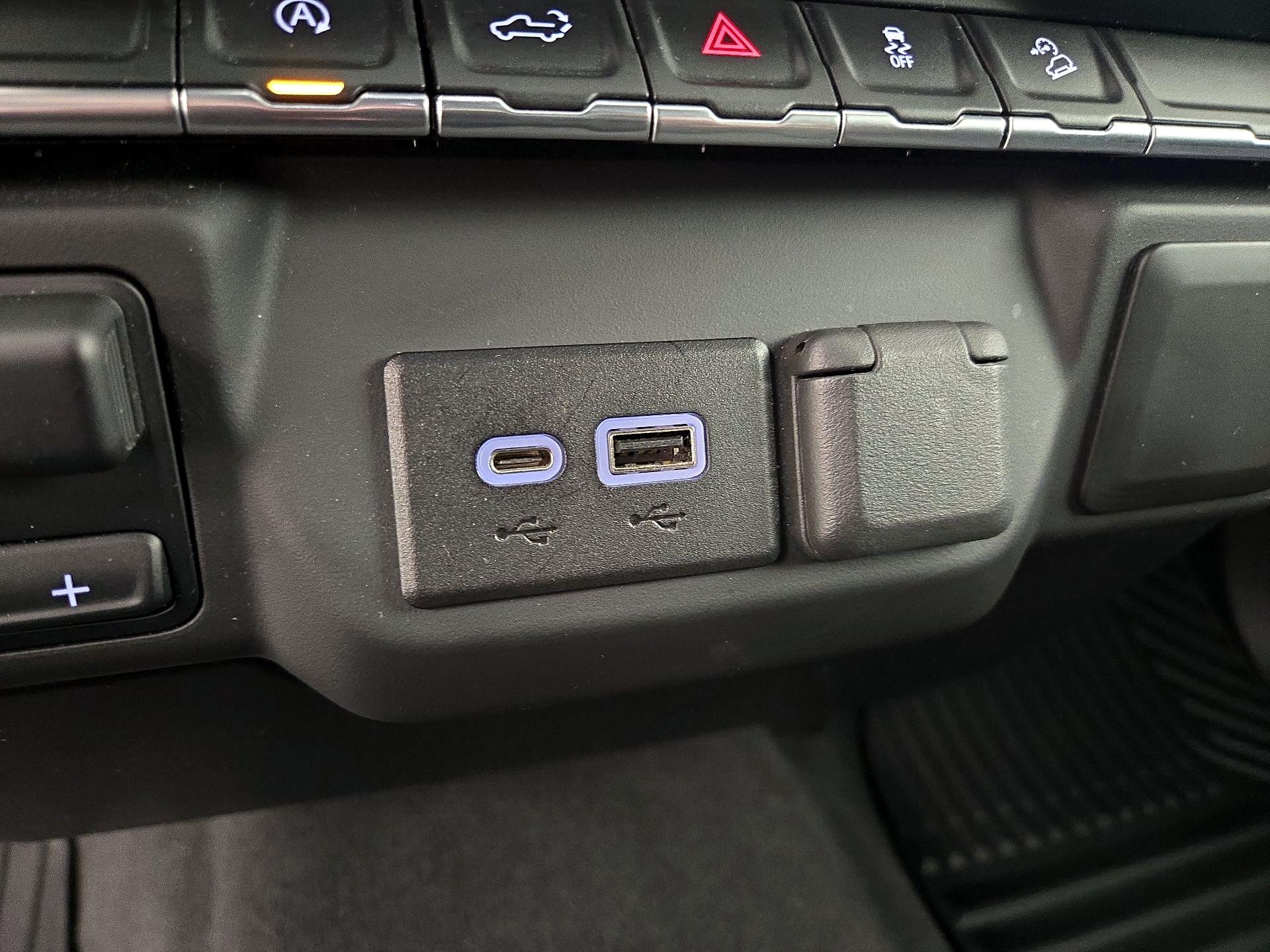 Thumbnail: 2021 Chevrolet Silverado 1500 - 18