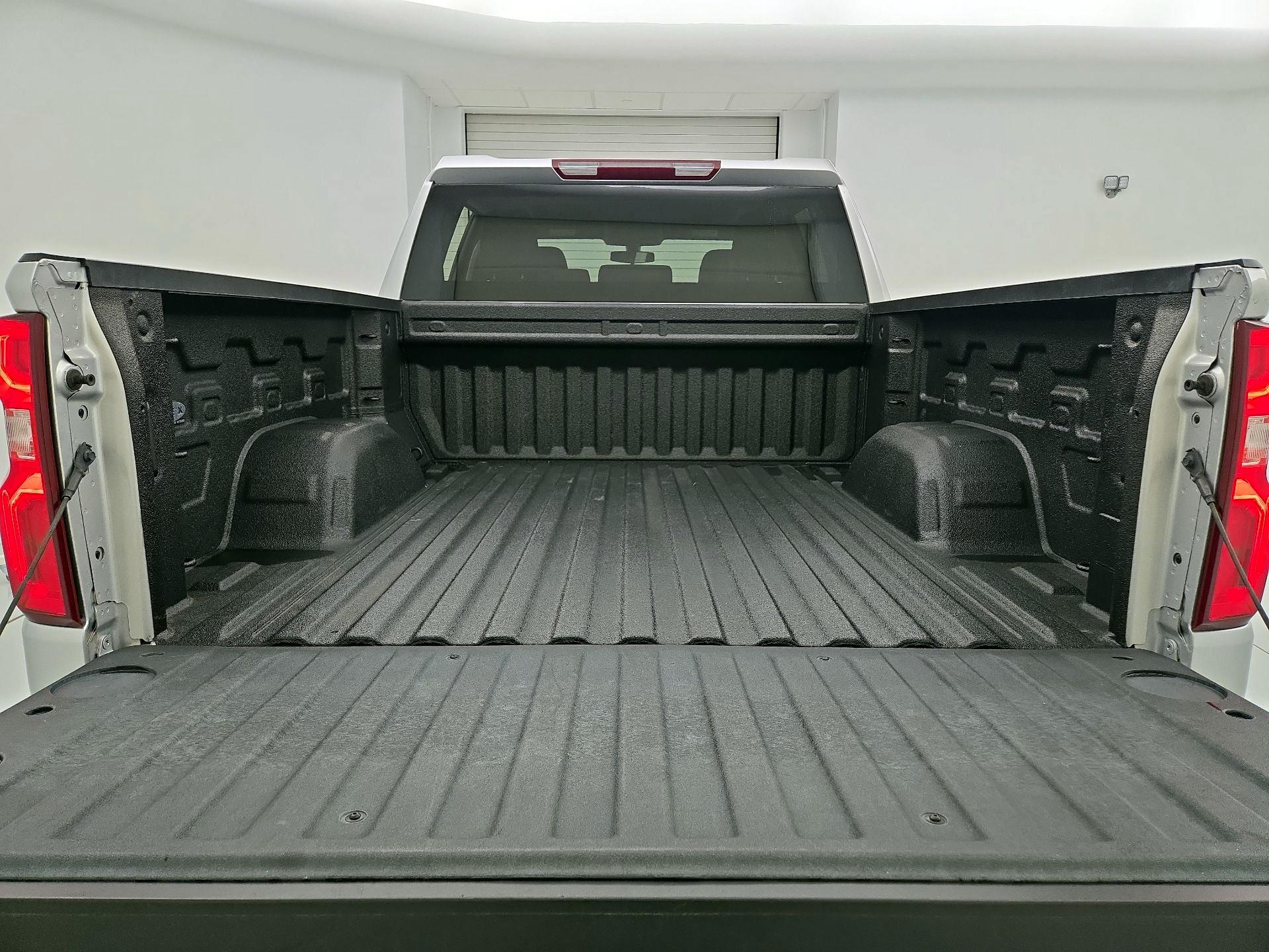 Thumbnail: 2021 Chevrolet Silverado 1500 - 20