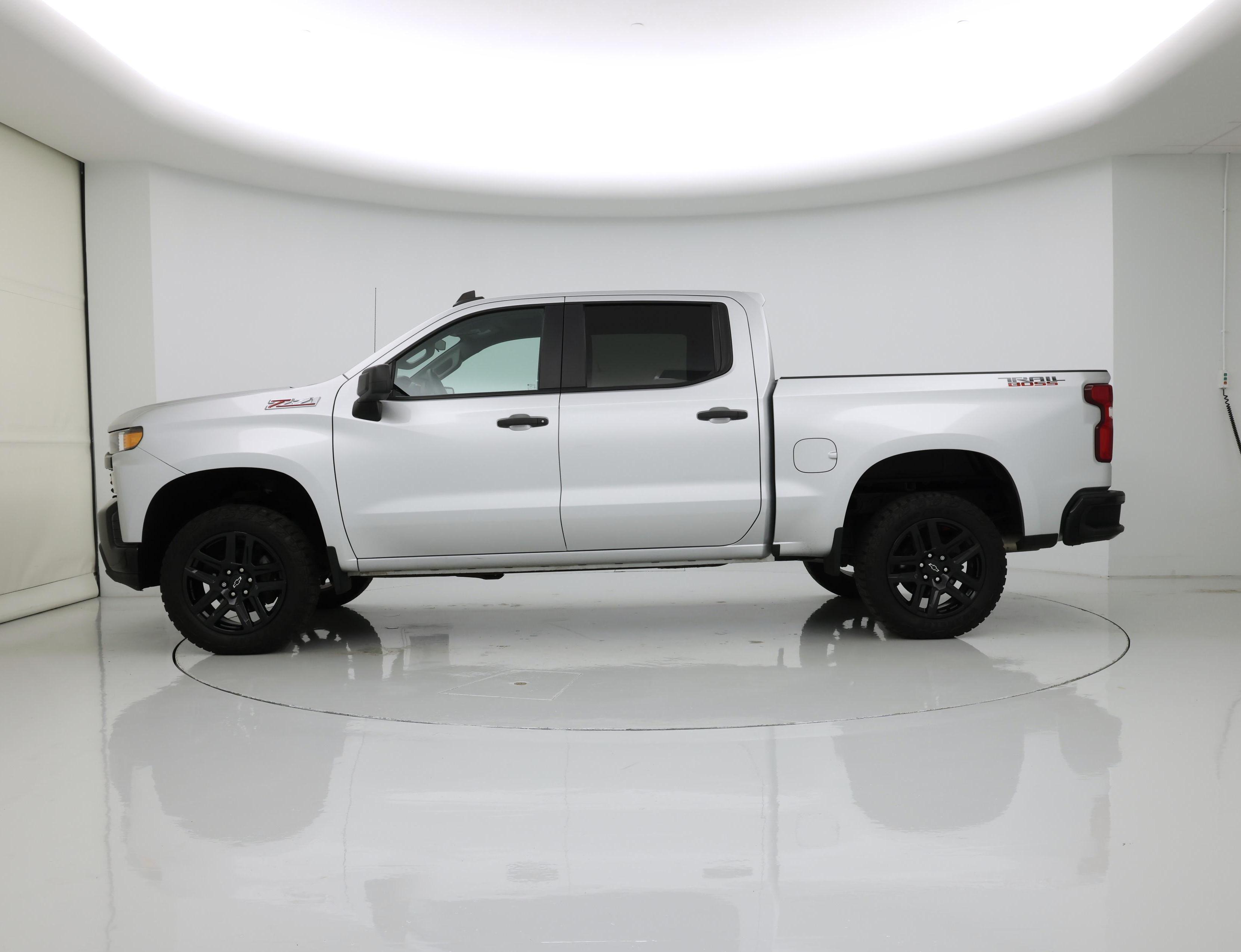 Thumbnail: 2021 Chevrolet Silverado 1500 - 3