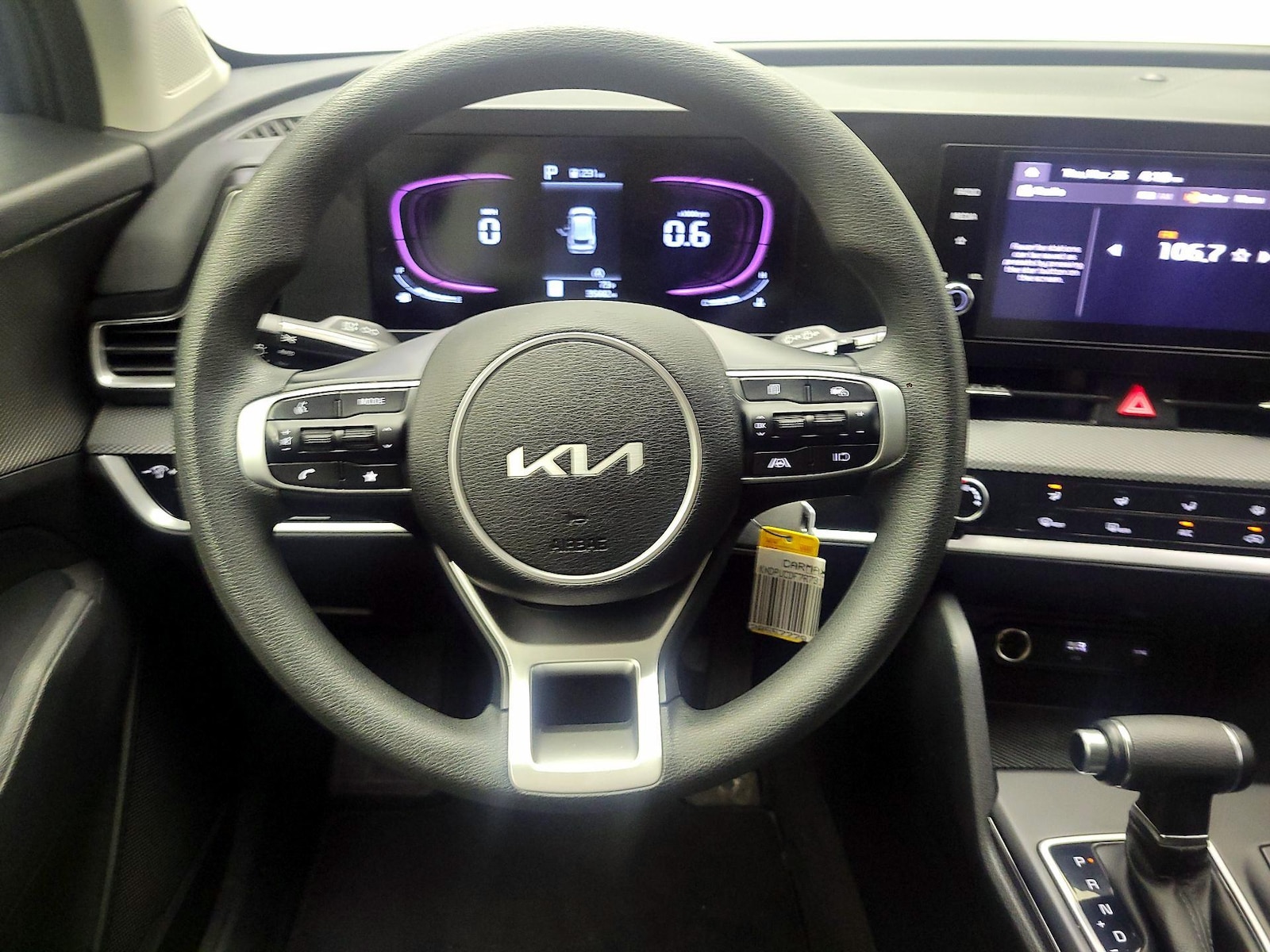 2024 Kia Sportage LX - Photo 9