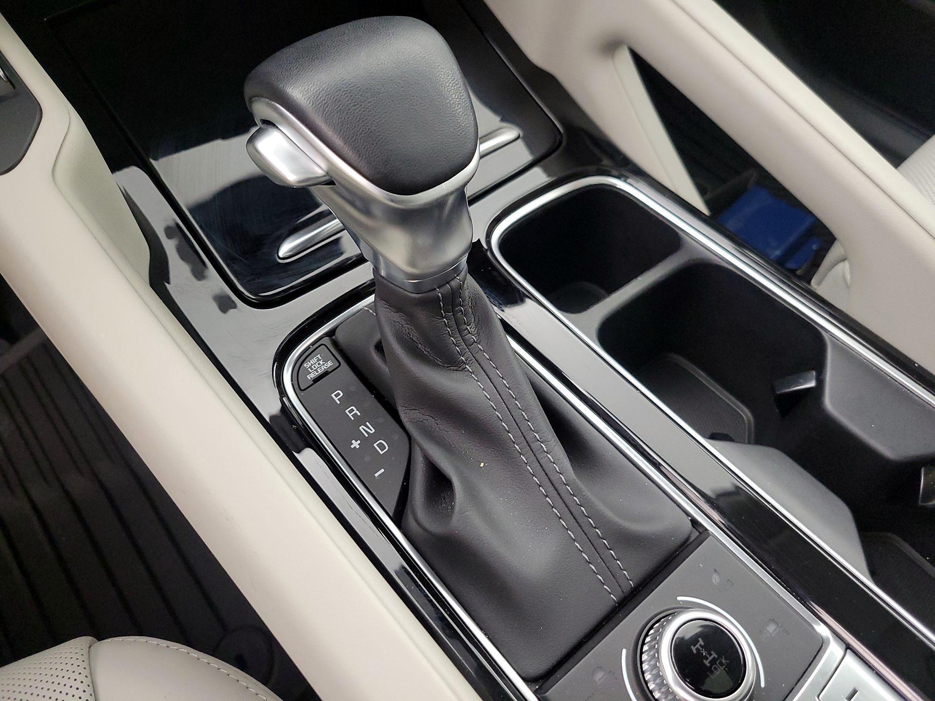 Thumbnail: 2025 Kia Telluride - 18